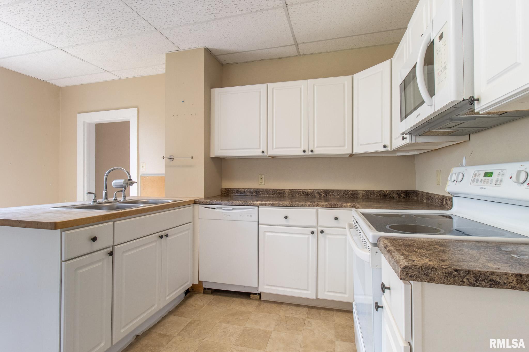 117 W Jefferson Street, Macomb, Illinois image 15