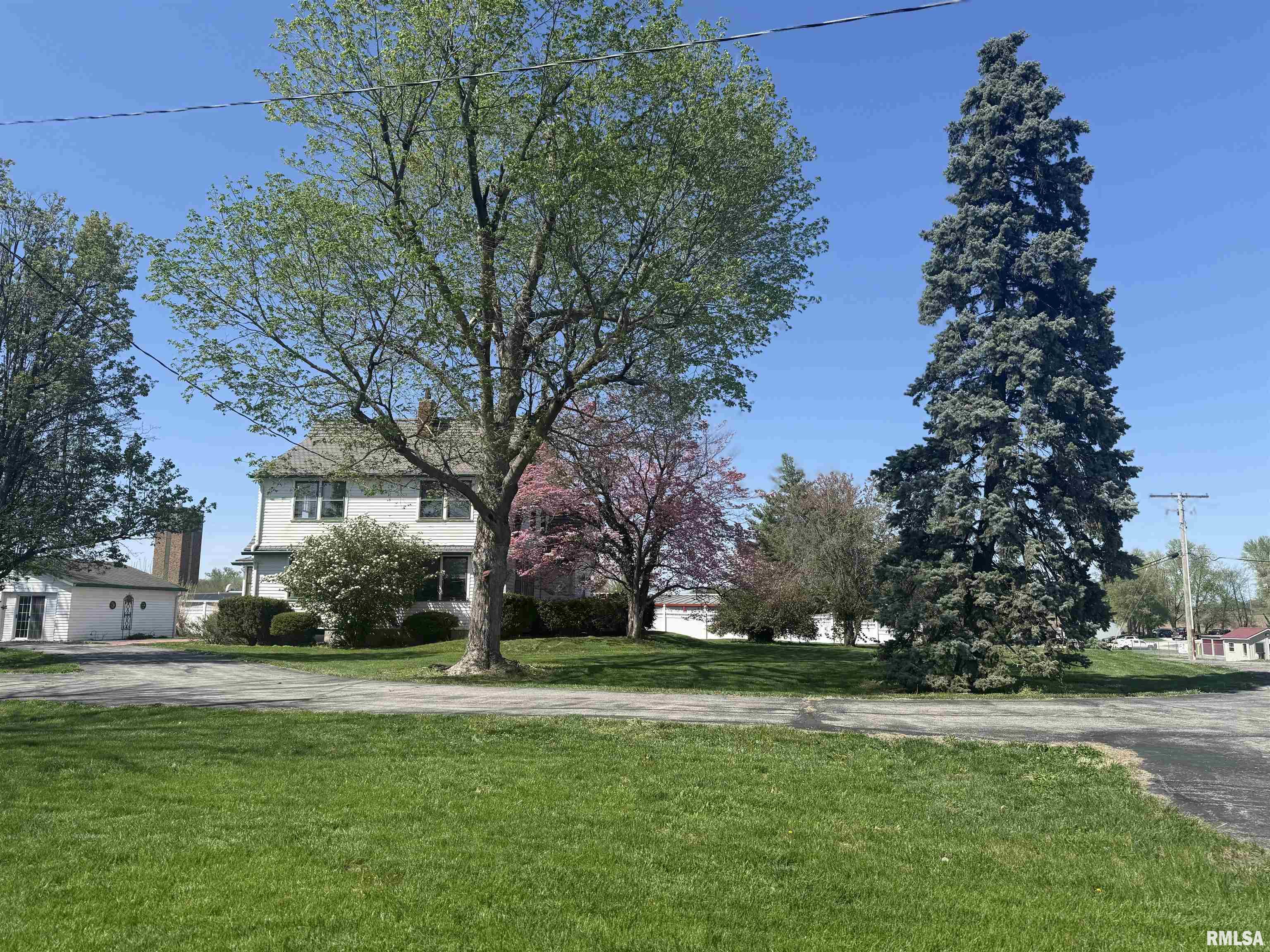 2421 N 24th Street, Quincy, Illinois image 4