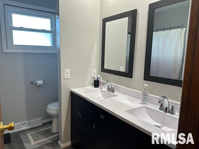 137 Chestnut Street, Jacksonville, Illinois image 18