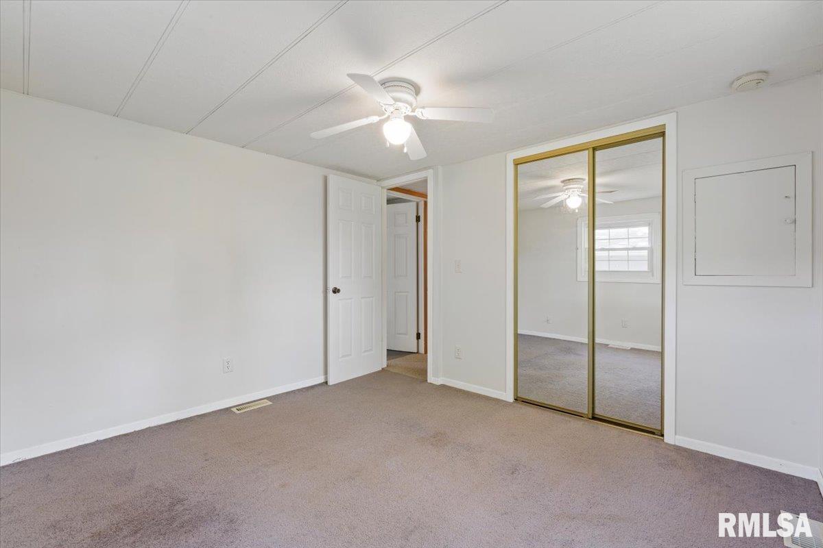 1216 Wisconsin Street, Le Claire, Iowa image 26