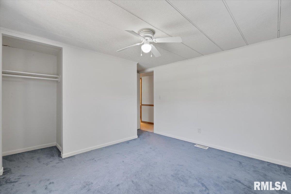 1216 Wisconsin Street, Le Claire, Iowa image 28