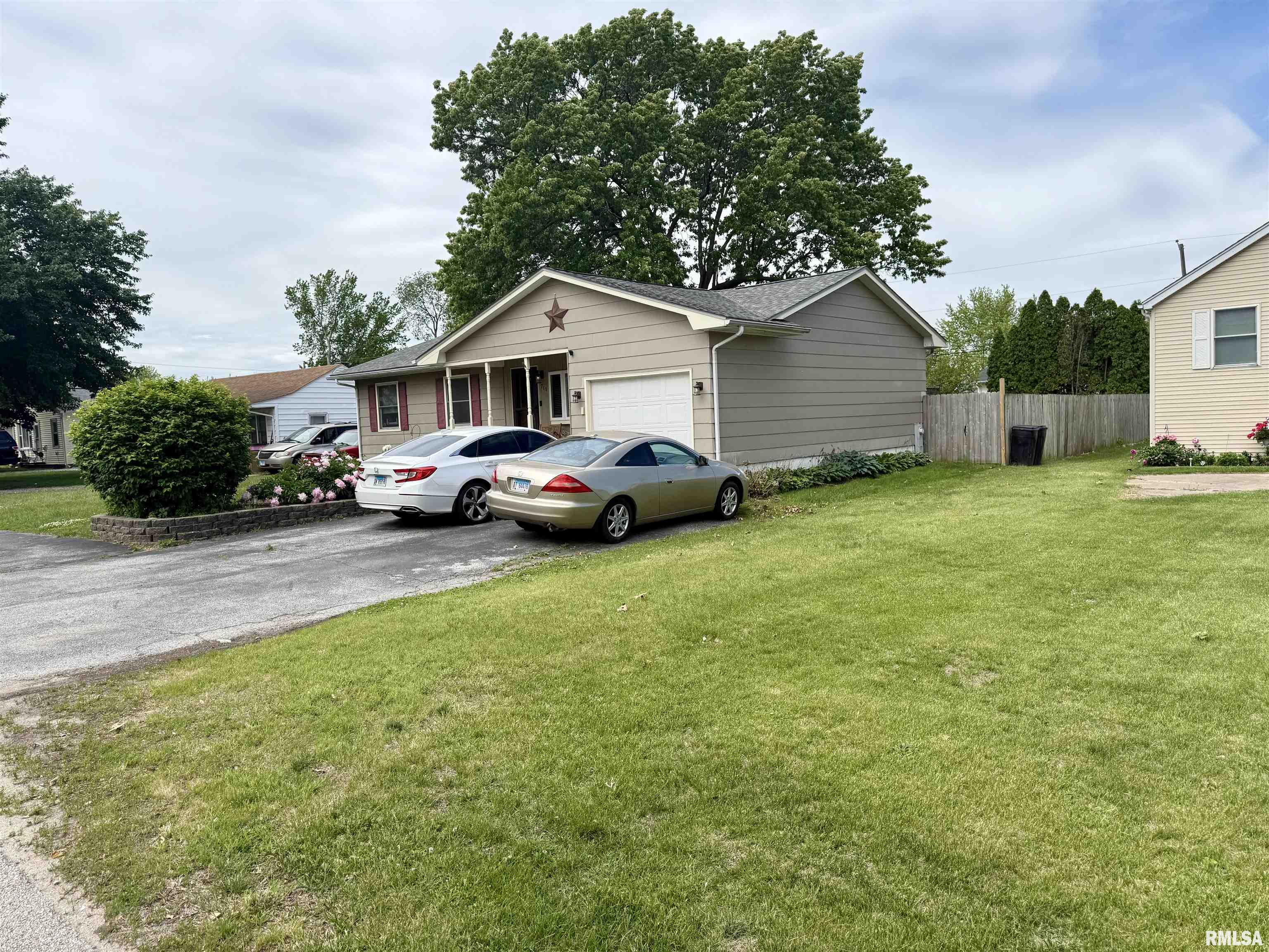 711 3rd Street, Colona, Illinois image 14