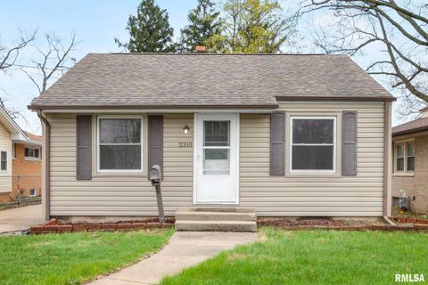 Homes For Sale - 2310 W Heading Avenue<br/> Peoria County, West Peoria, IL 61604