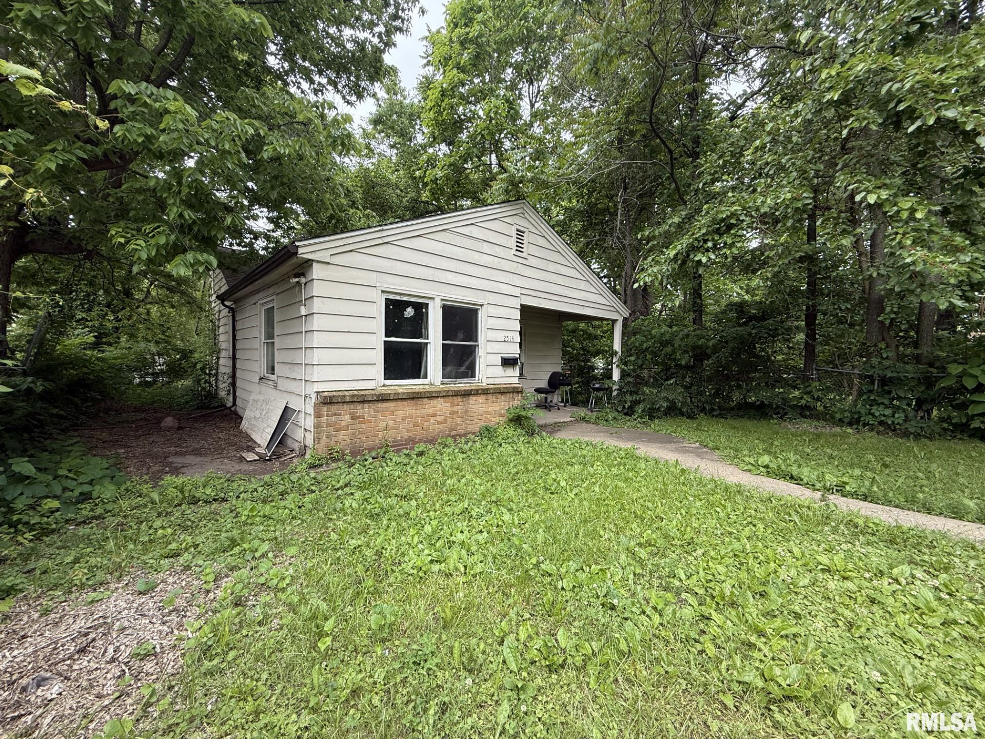 2514 W Latrobe Street, Peoria, Illinois image 2