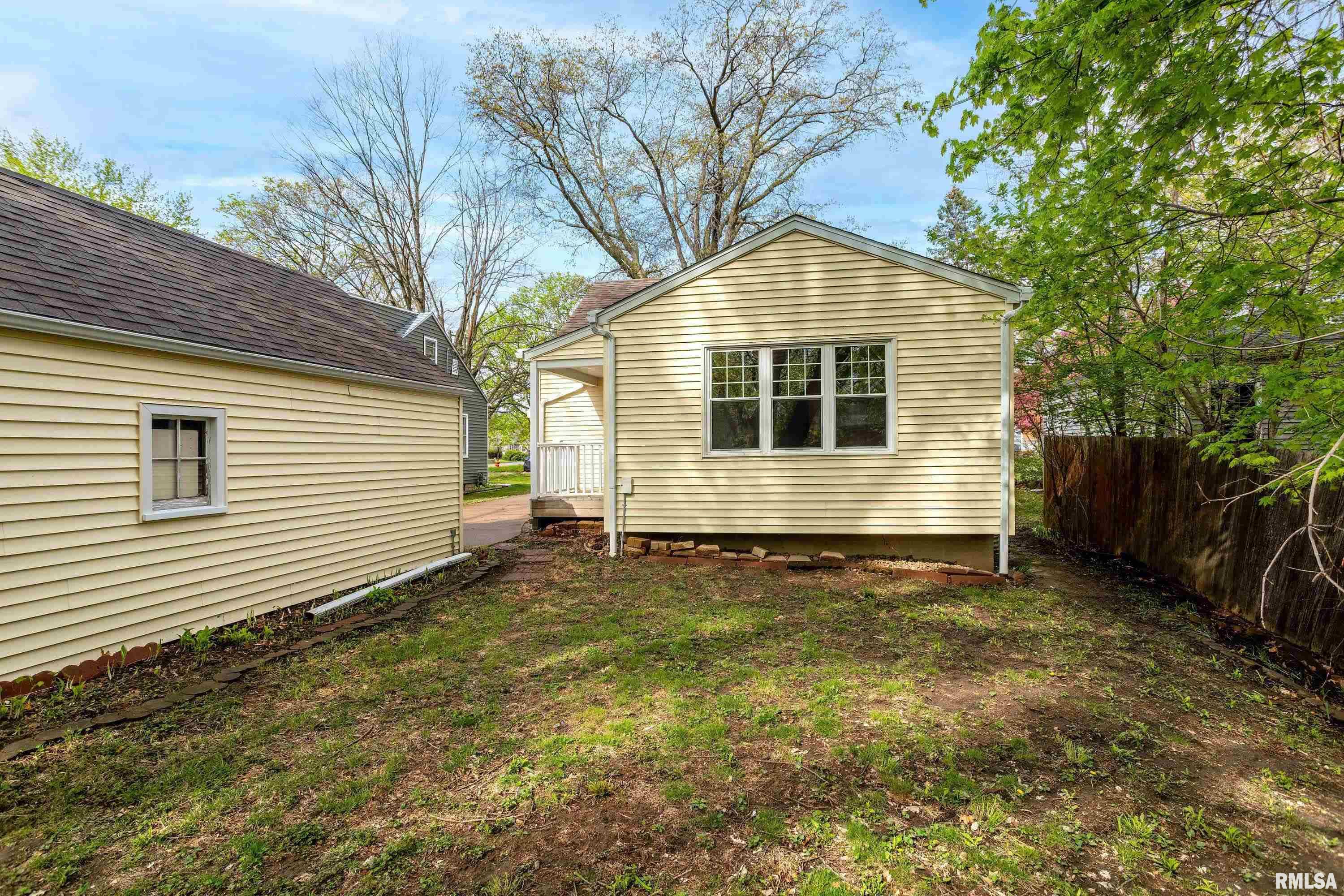 924 53rd Street, Moline, Illinois image 32