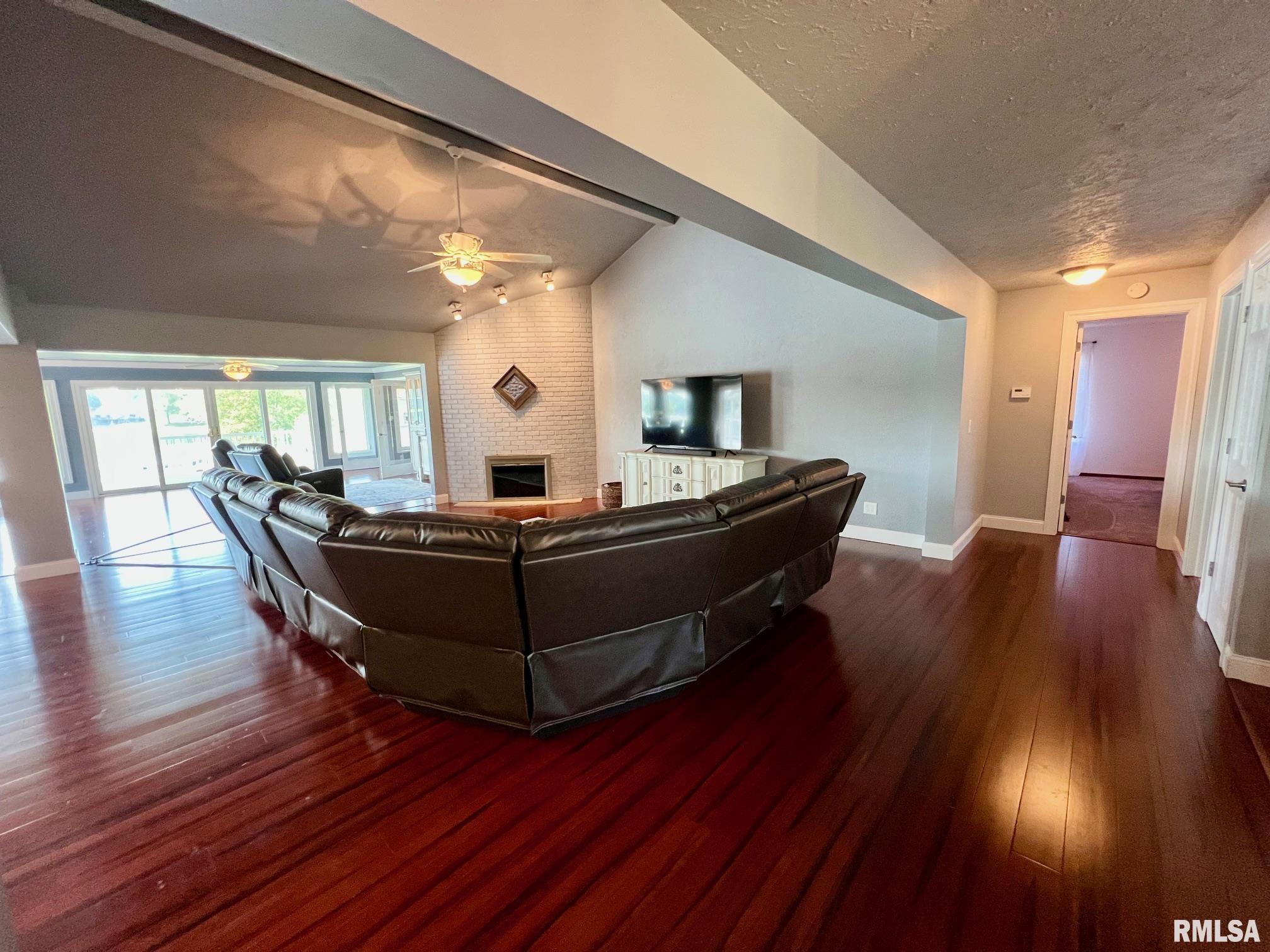 121 North Shore Drive, Petersburg, Illinois image 15