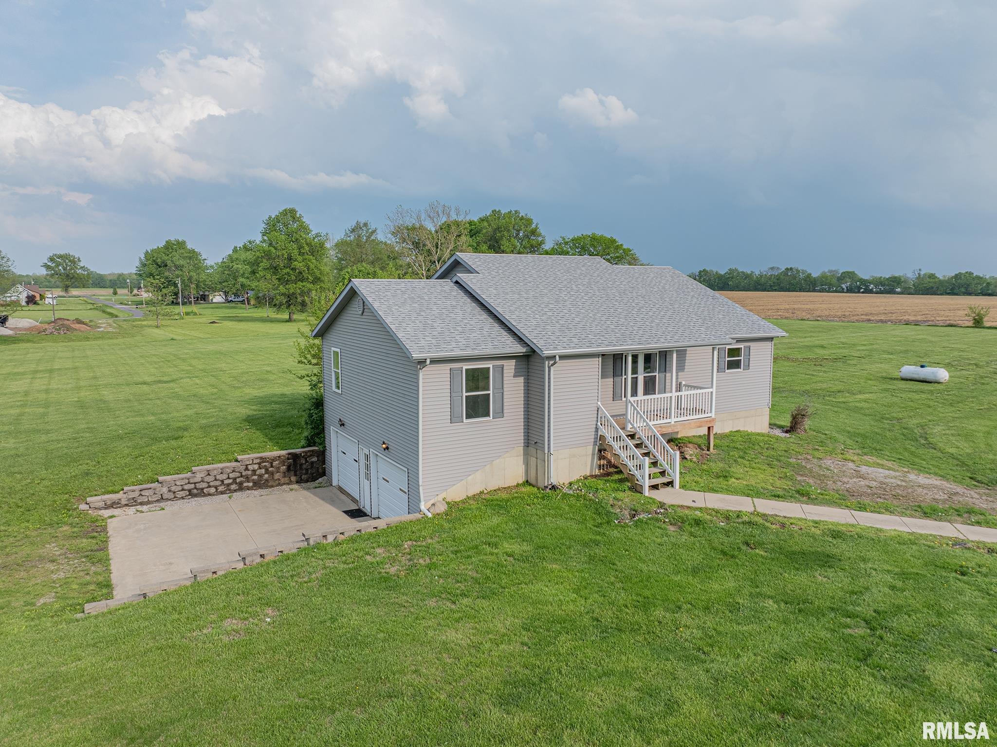 1670 Patriot Road, Centralia, Illinois image 1