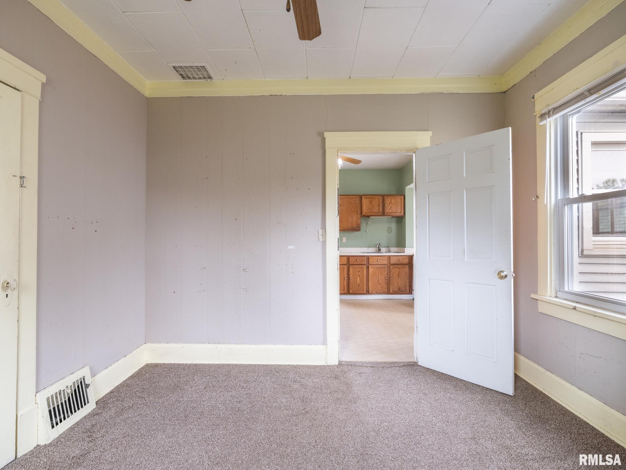 615 Pekin Avenue, East Peoria, Illinois image 25