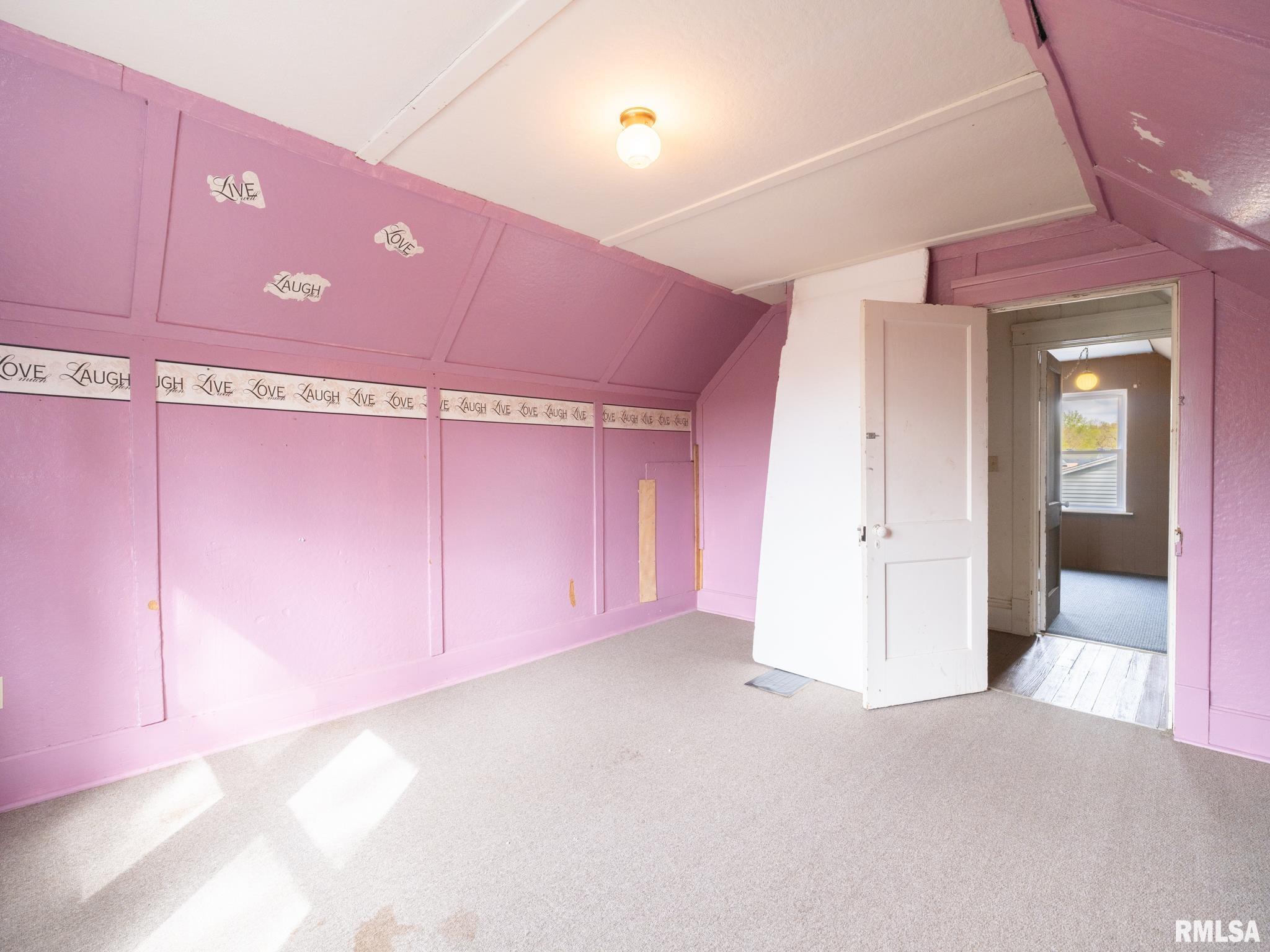 615 Pekin Avenue, East Peoria, Illinois image 36