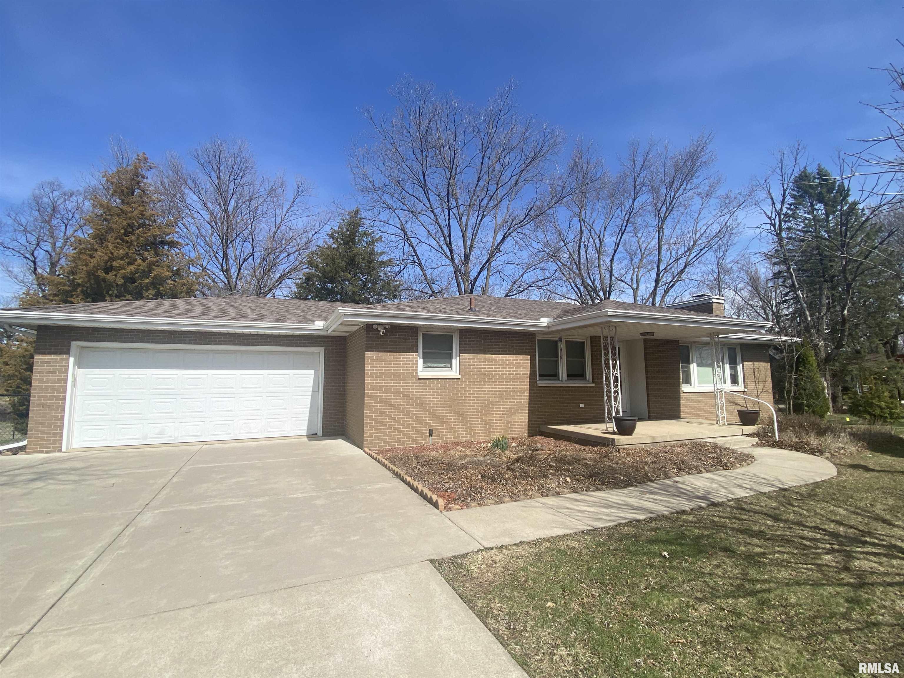309 W Lakeland Road, Morton, Illinois image 2