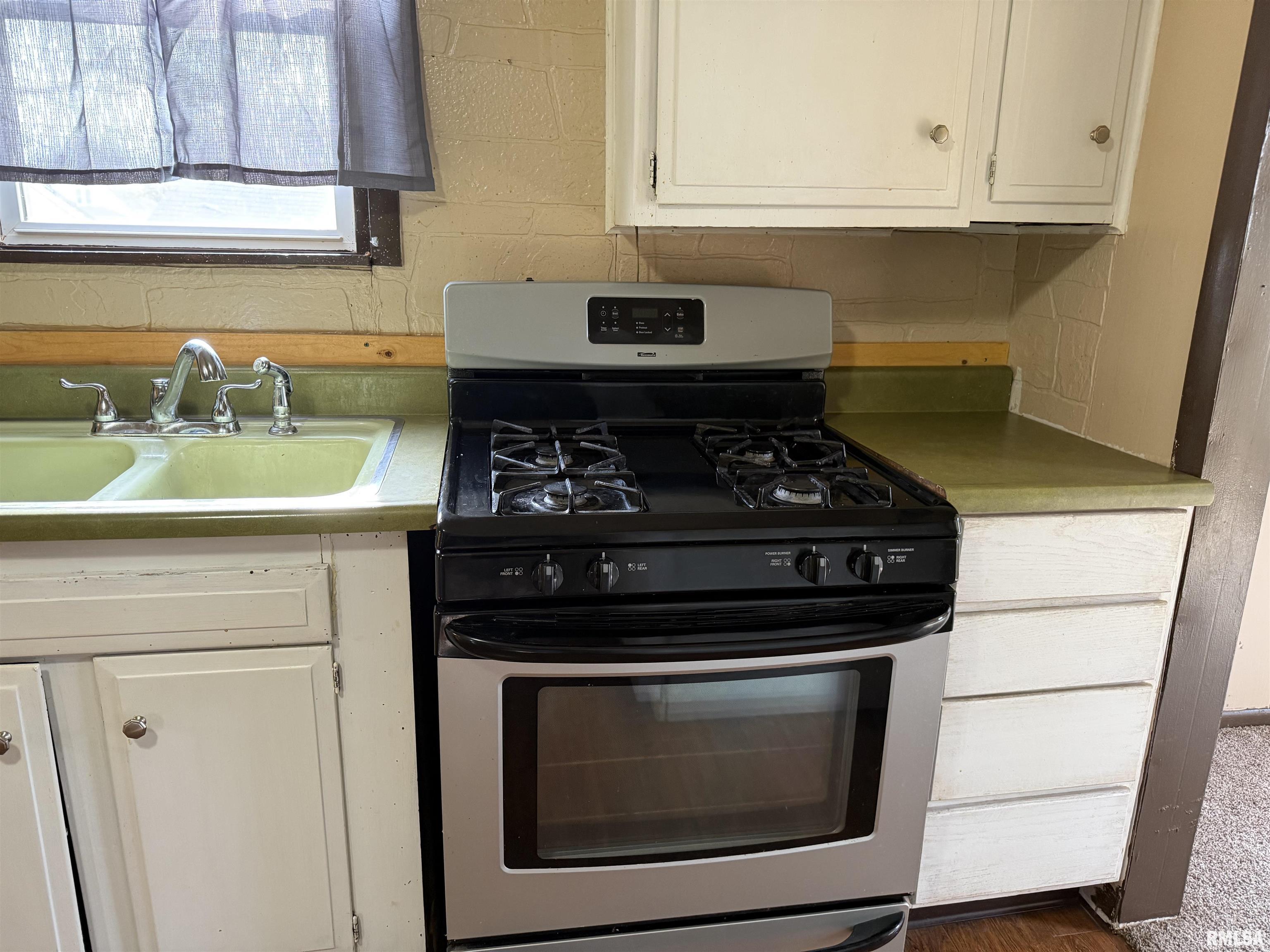 908 S 2nd Avenue, Canton, Illinois image 9