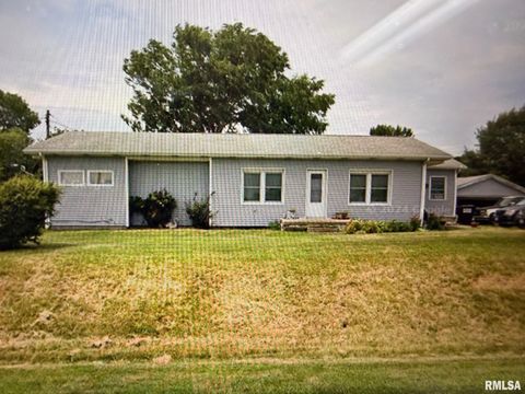 Homes For Sale - 577 Il Route 48 Road<br/> Morrisonville, IL 62546