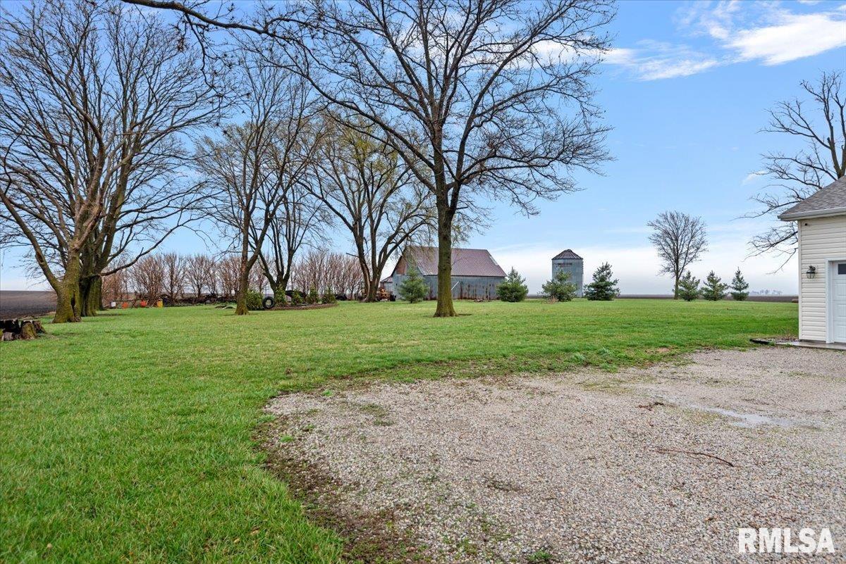 2137 E 700 N Road, Pana, Illinois image 47