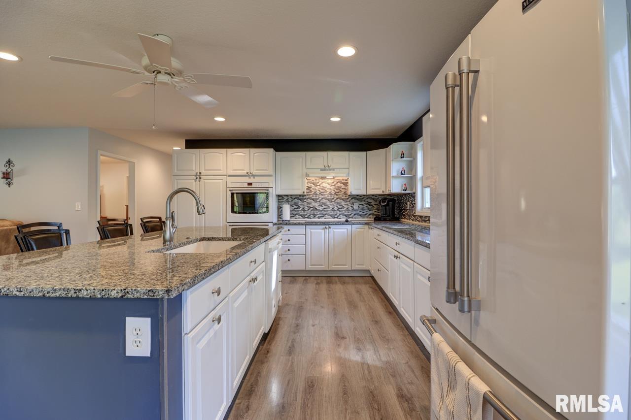 713 W Park Street, Morrison, Illinois image 4