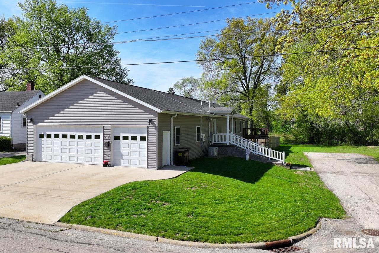 713 W Park Street, Morrison, Illinois image 1