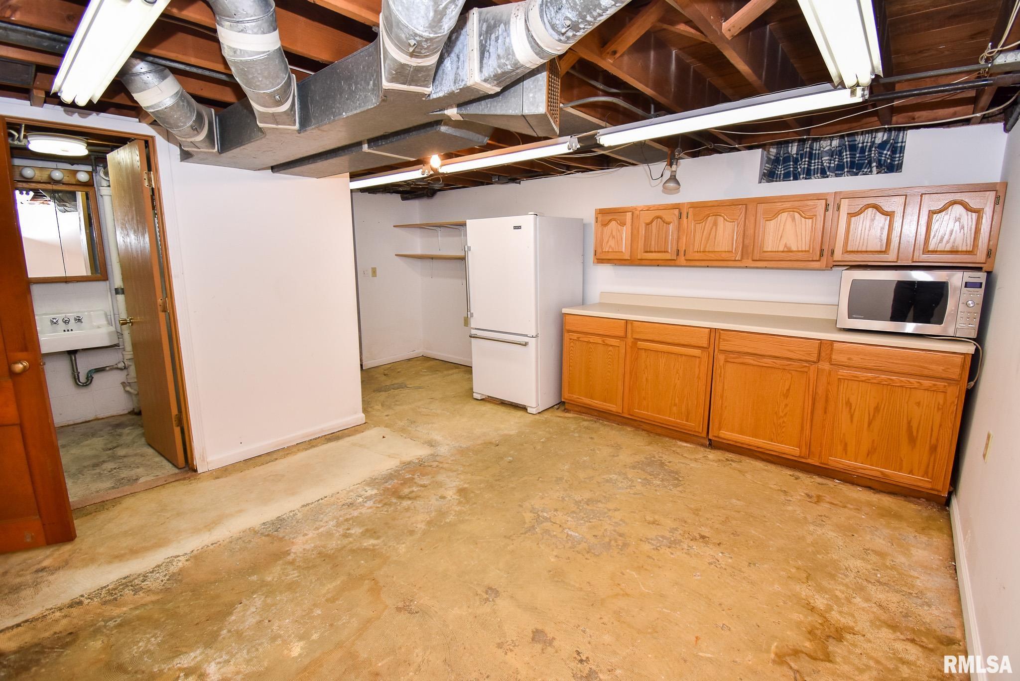 3523 N Bigelow Street, Peoria, Illinois image 41