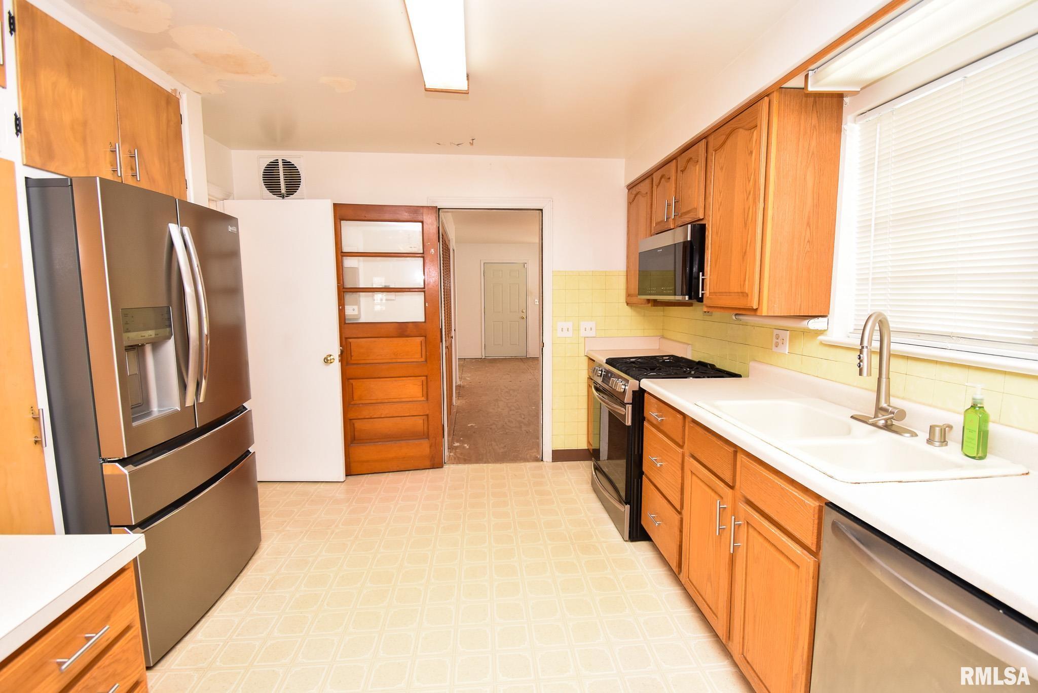 3523 N Bigelow Street, Peoria, Illinois image 11
