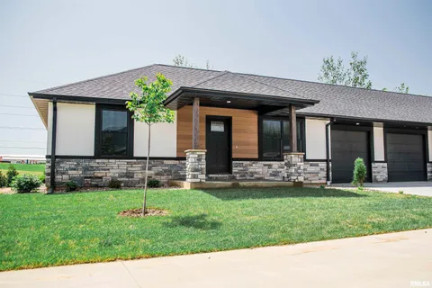2813 N 23rd Street, Quincy, IL 62301 - MLS#: QC4261211
