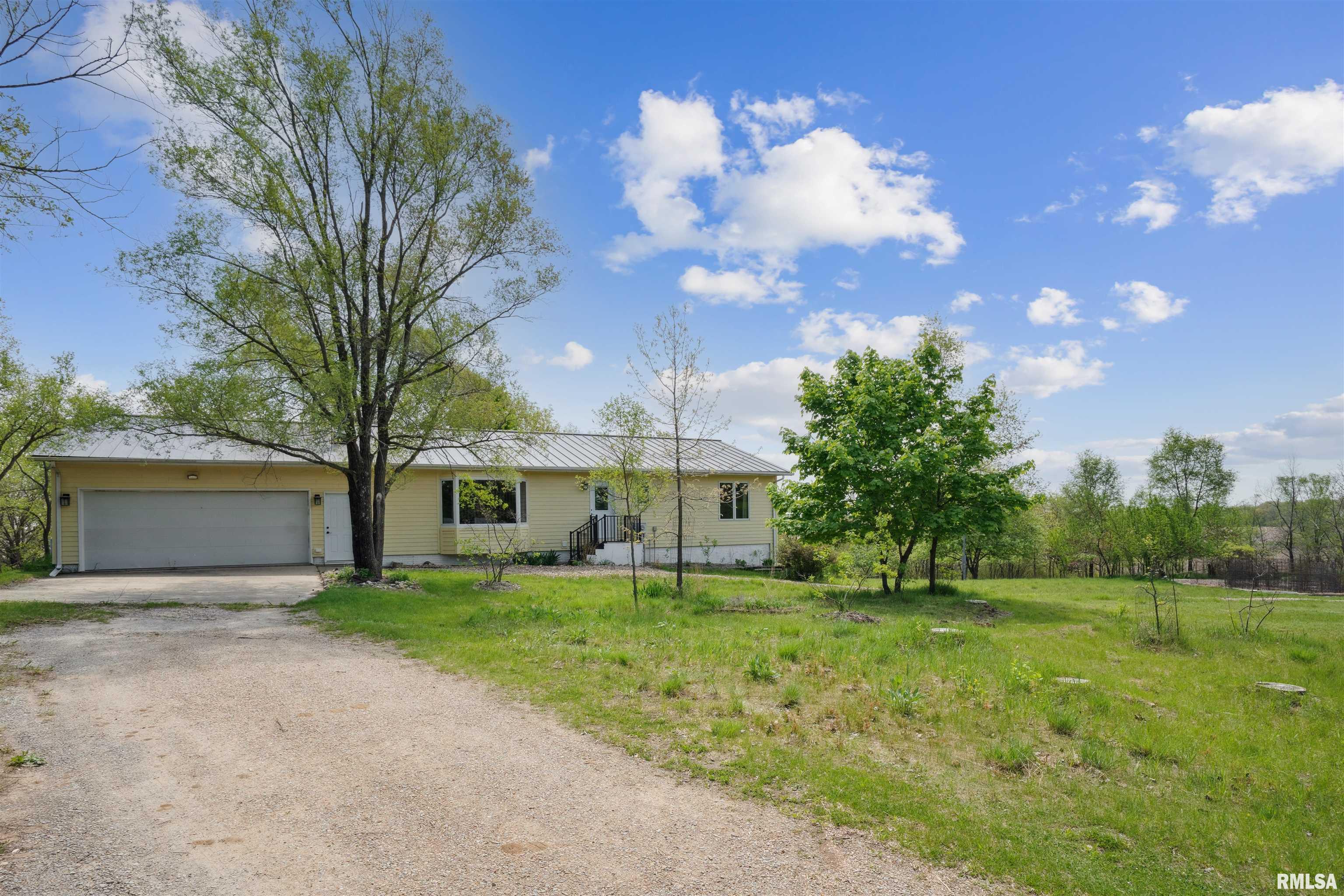 1264 320th Street, Moscow, Iowa image 2