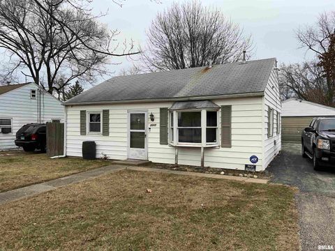 Homes For Sale - 2317 W Hudson Street<br/> Peoria, IL 61604