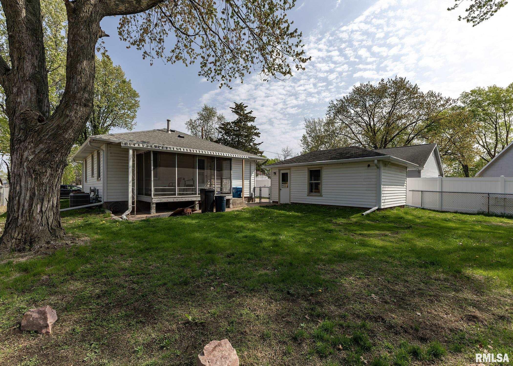 1211 4th Street, Camanche, Iowa image 18