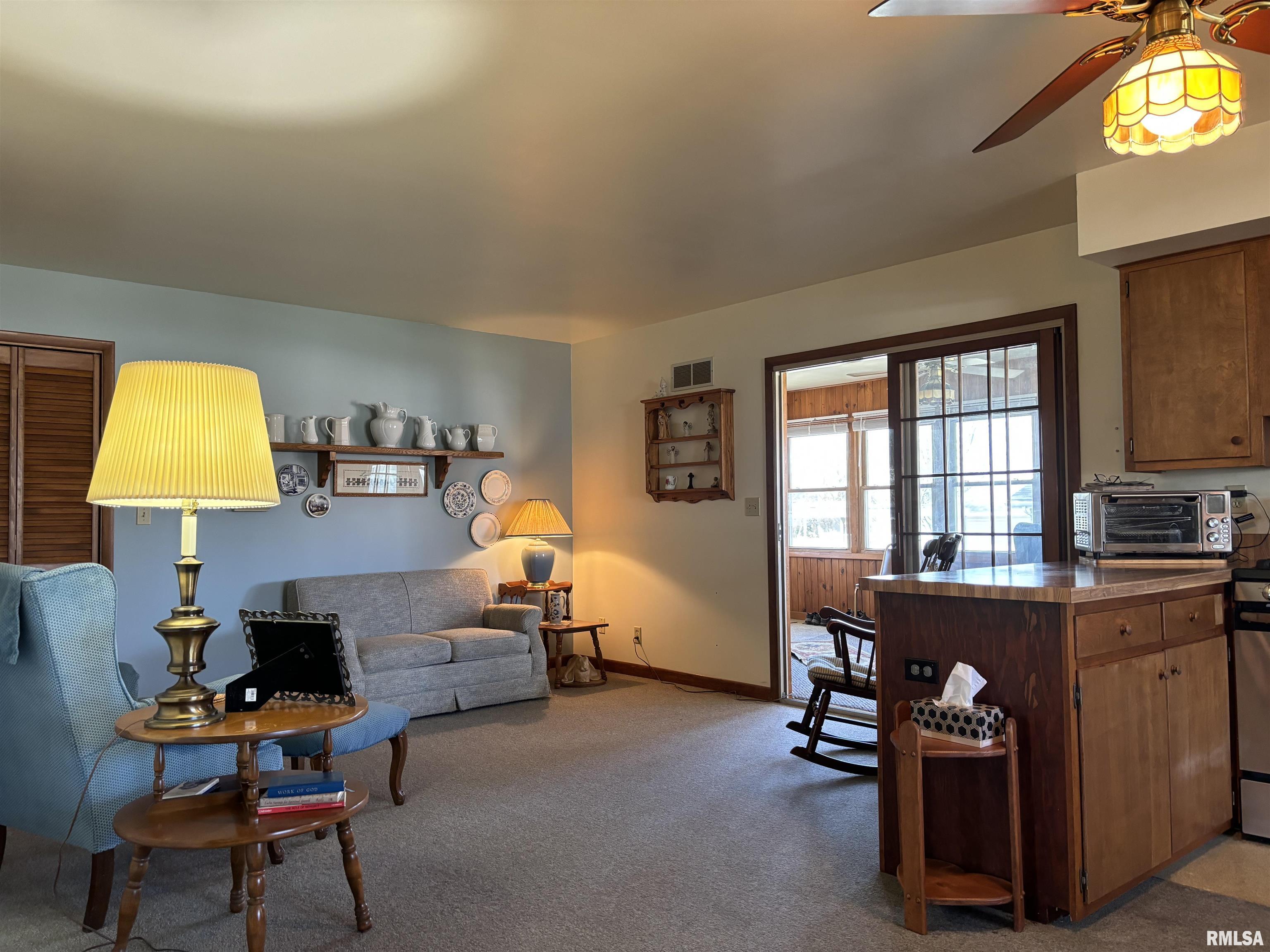 317 N High Street, Lacon, Illinois image 13