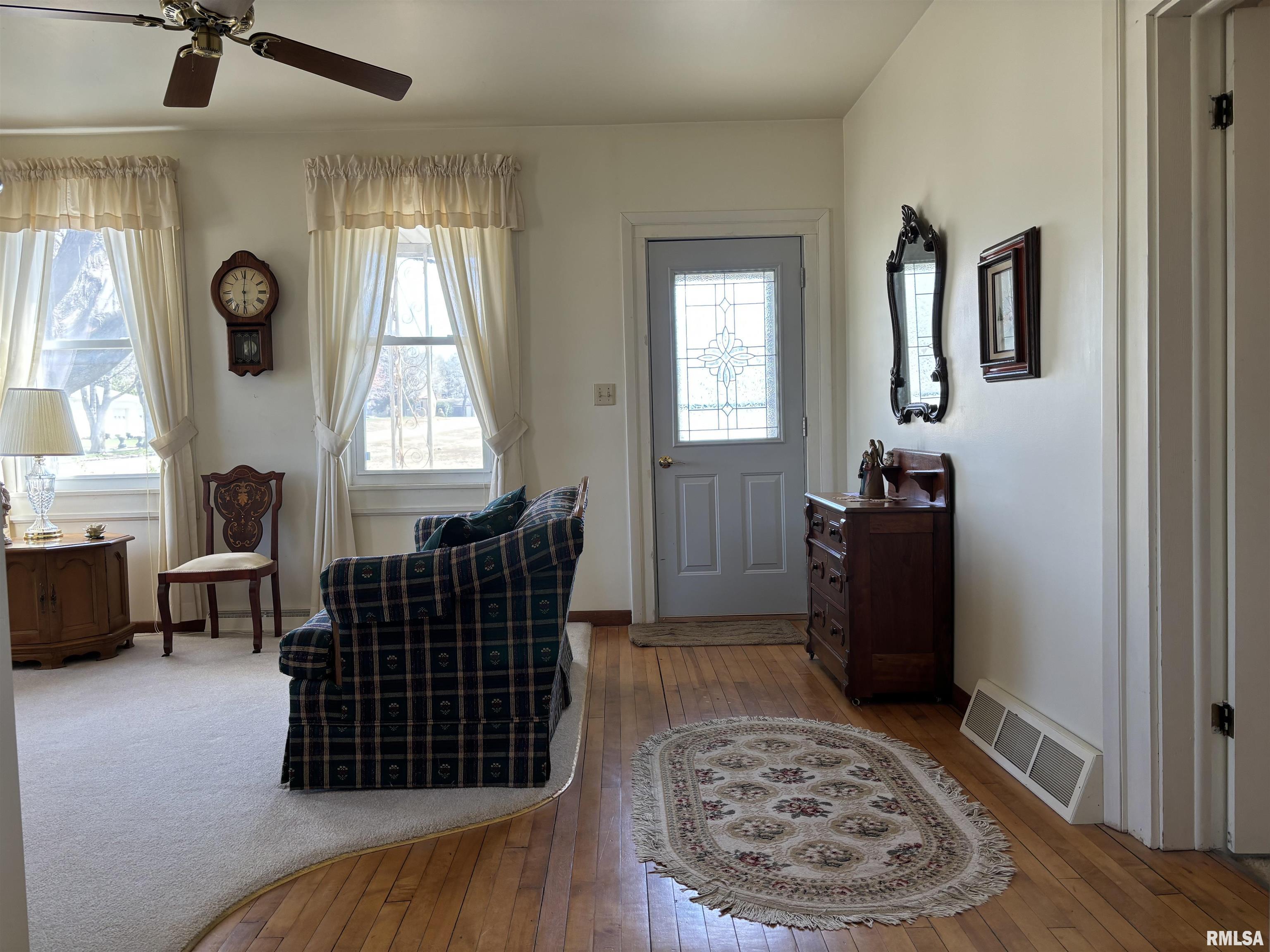 317 N High Street, Lacon, Illinois image 3