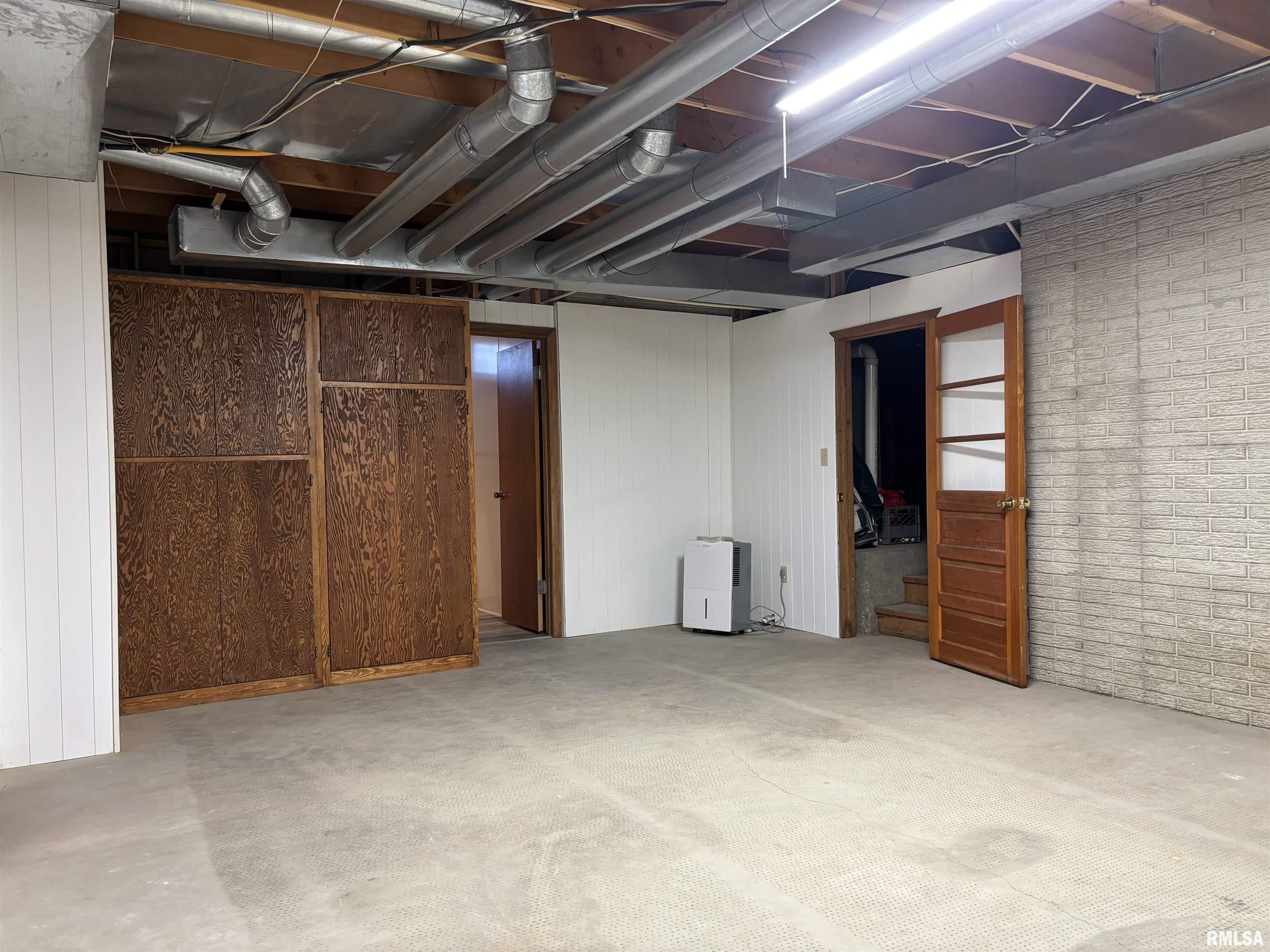 317 N High Street, Lacon, Illinois image 39