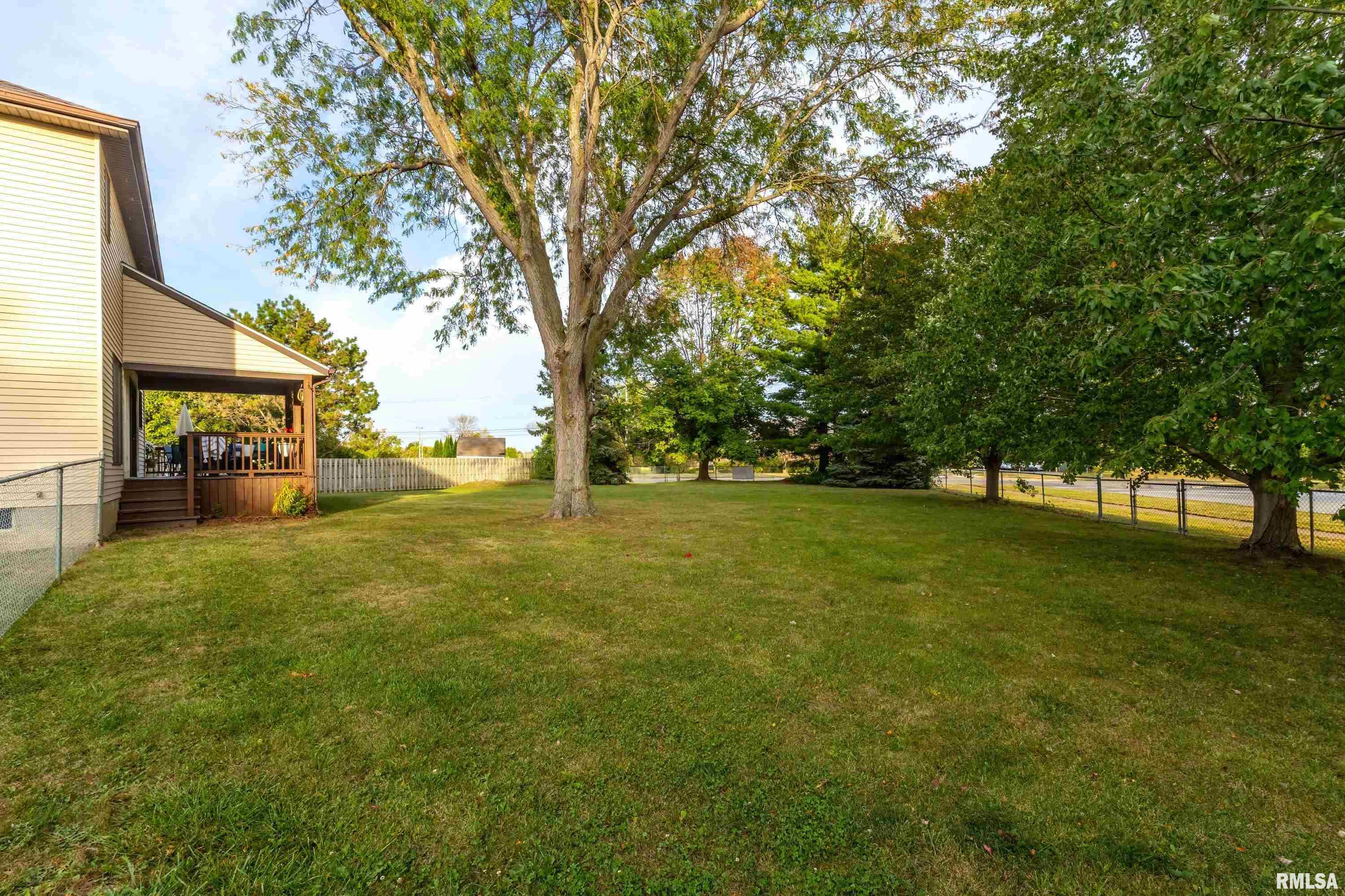 3433 Meadow Court, Bettendorf, Iowa image 34