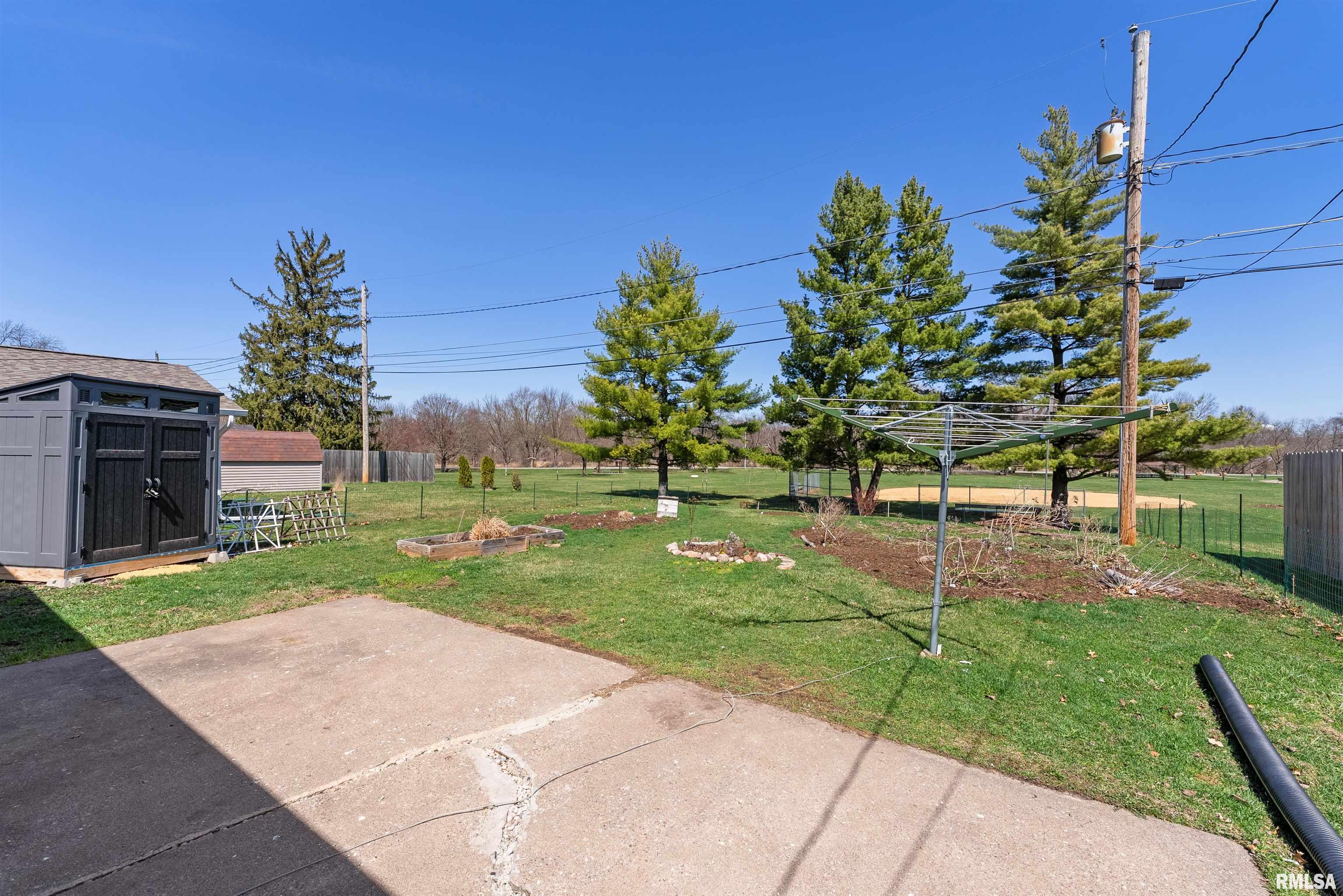 1446 W 29th Street, Davenport, Iowa image 12