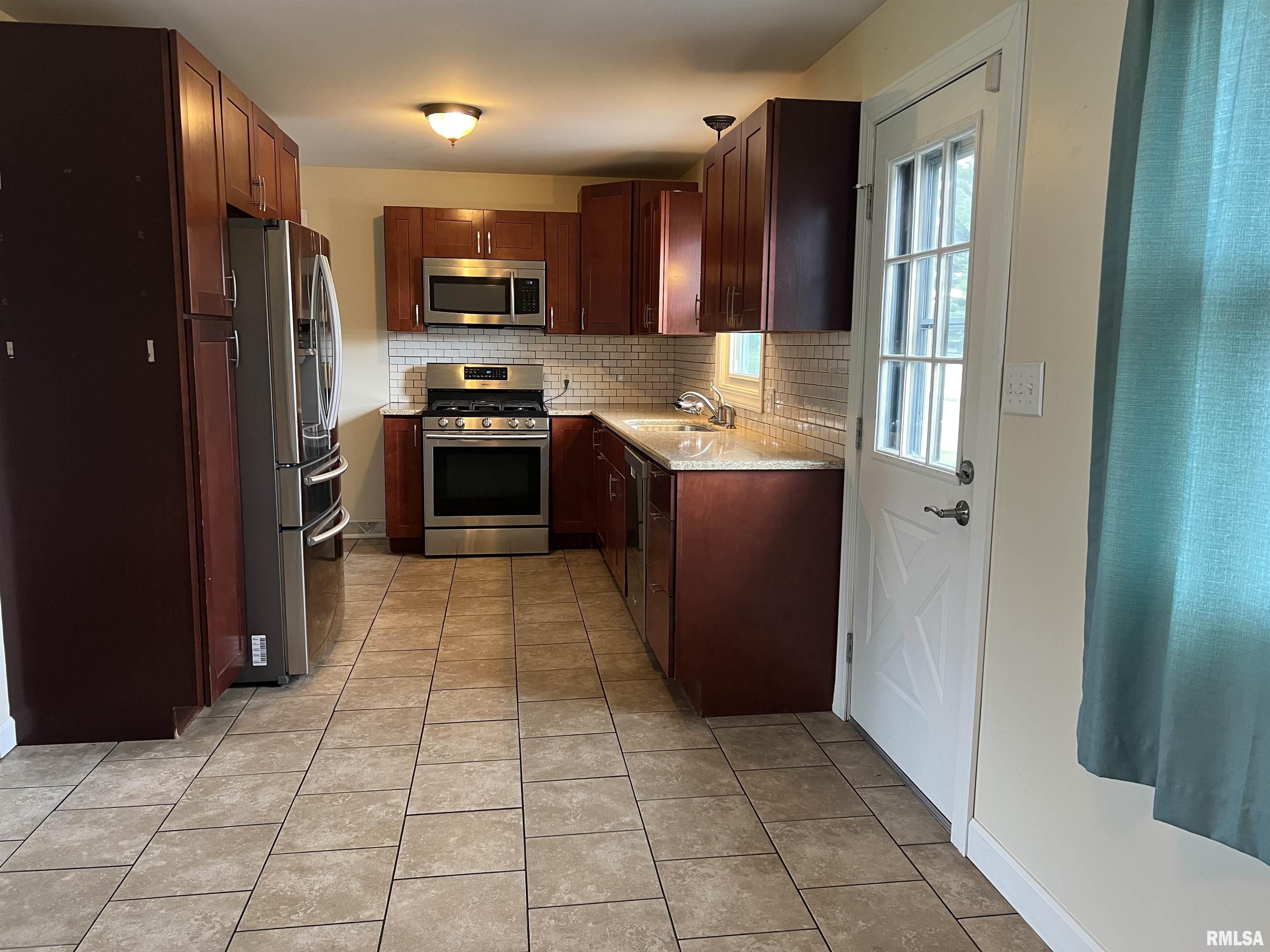 1302 Maple Avenue, Macomb, Illinois image 18