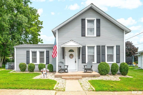 Homes For Sale - 715 E Chatham Street<br/> Metamora, IL 61548