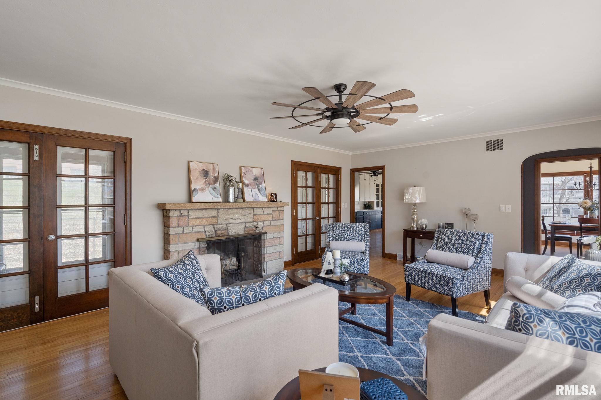 110 Grant Street, Bettendorf, Iowa image 10