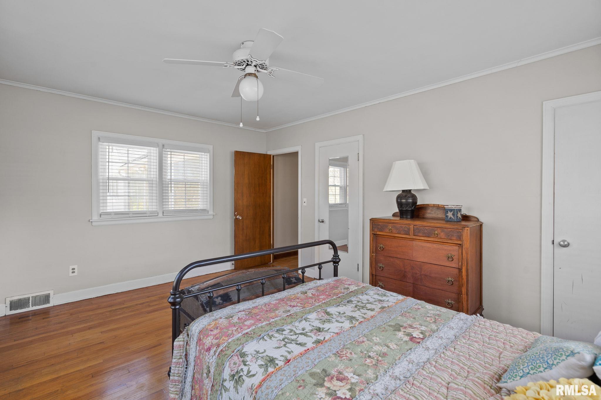 110 Grant Street, Bettendorf, Iowa image 23