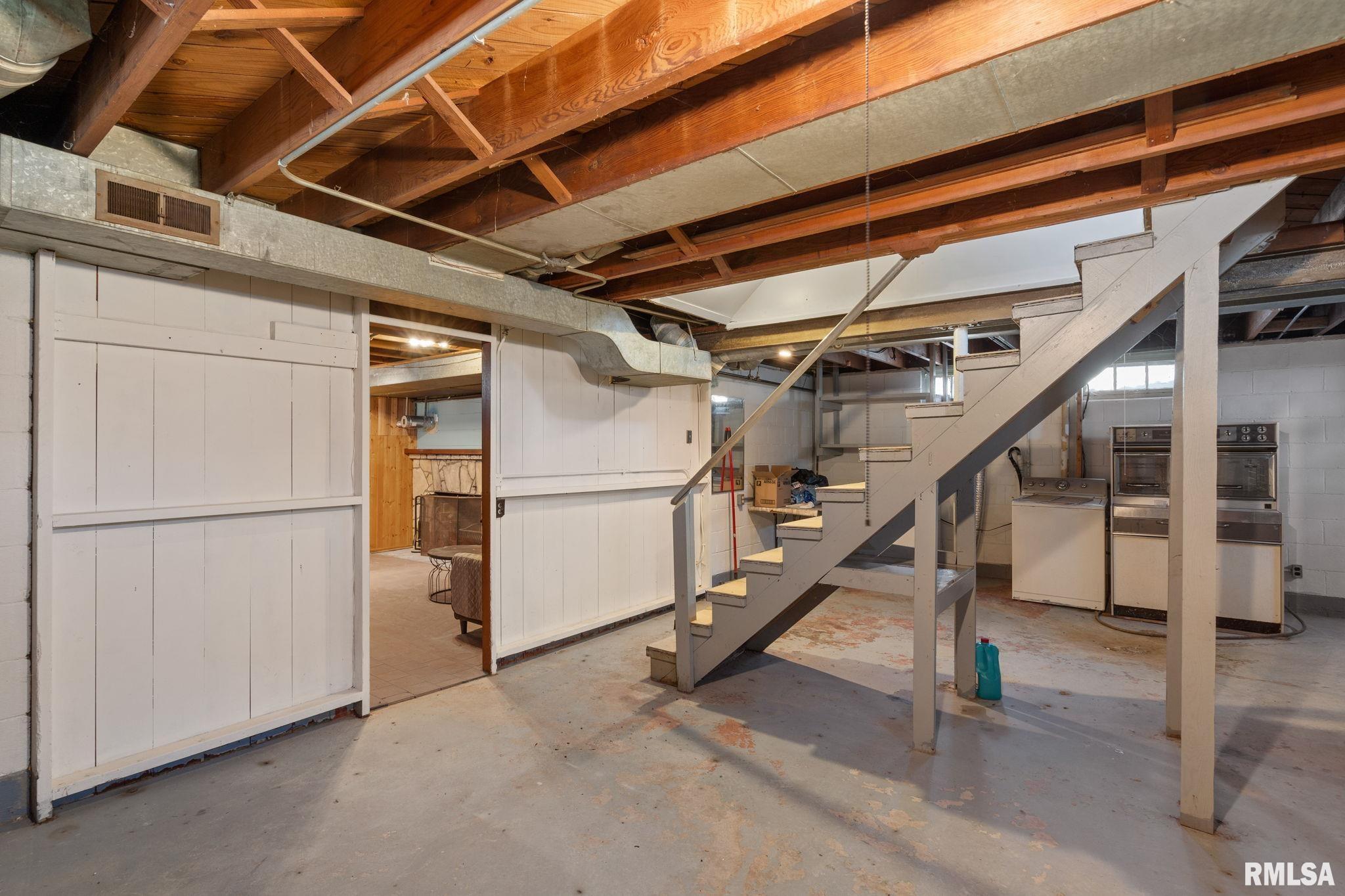 110 Grant Street, Bettendorf, Iowa image 26