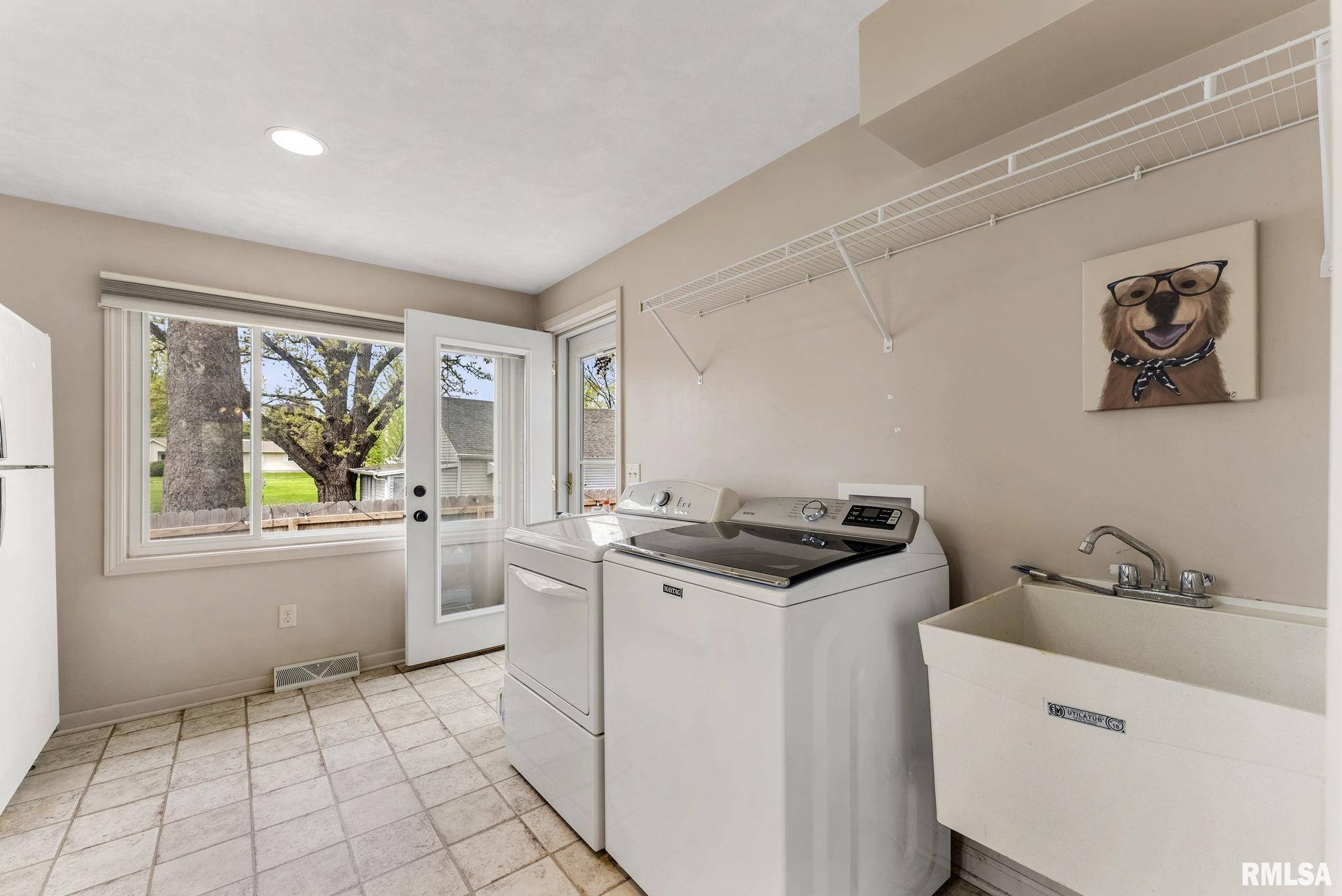 2601 47th Street, Moline, Illinois image 14