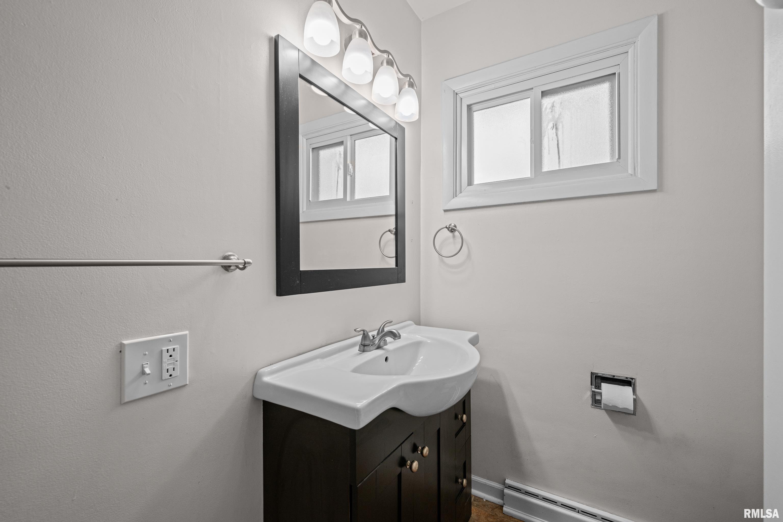 2924 Oak Street, Bettendorf, Iowa image 18