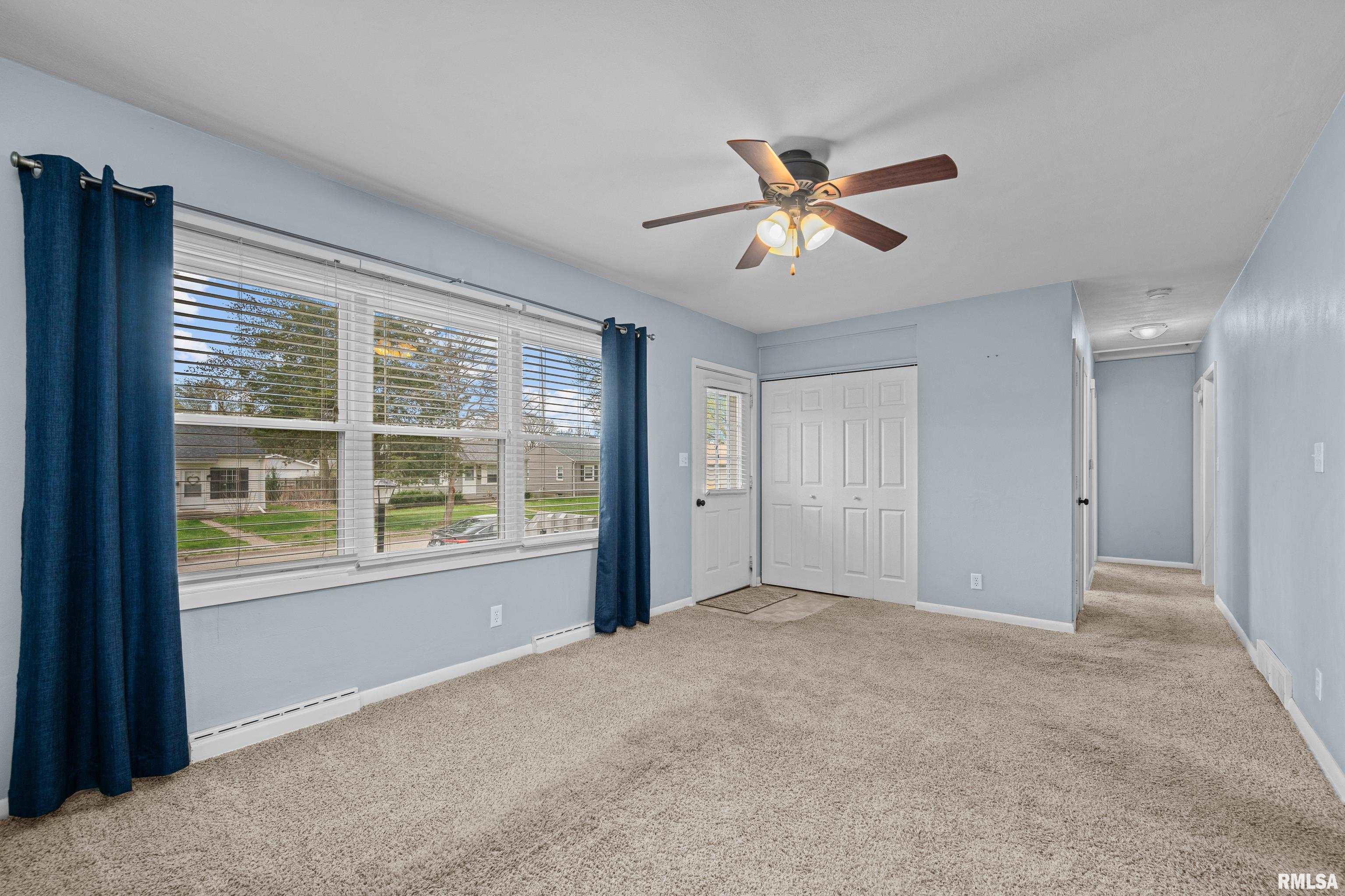 2924 Oak Street, Bettendorf, Iowa image 6