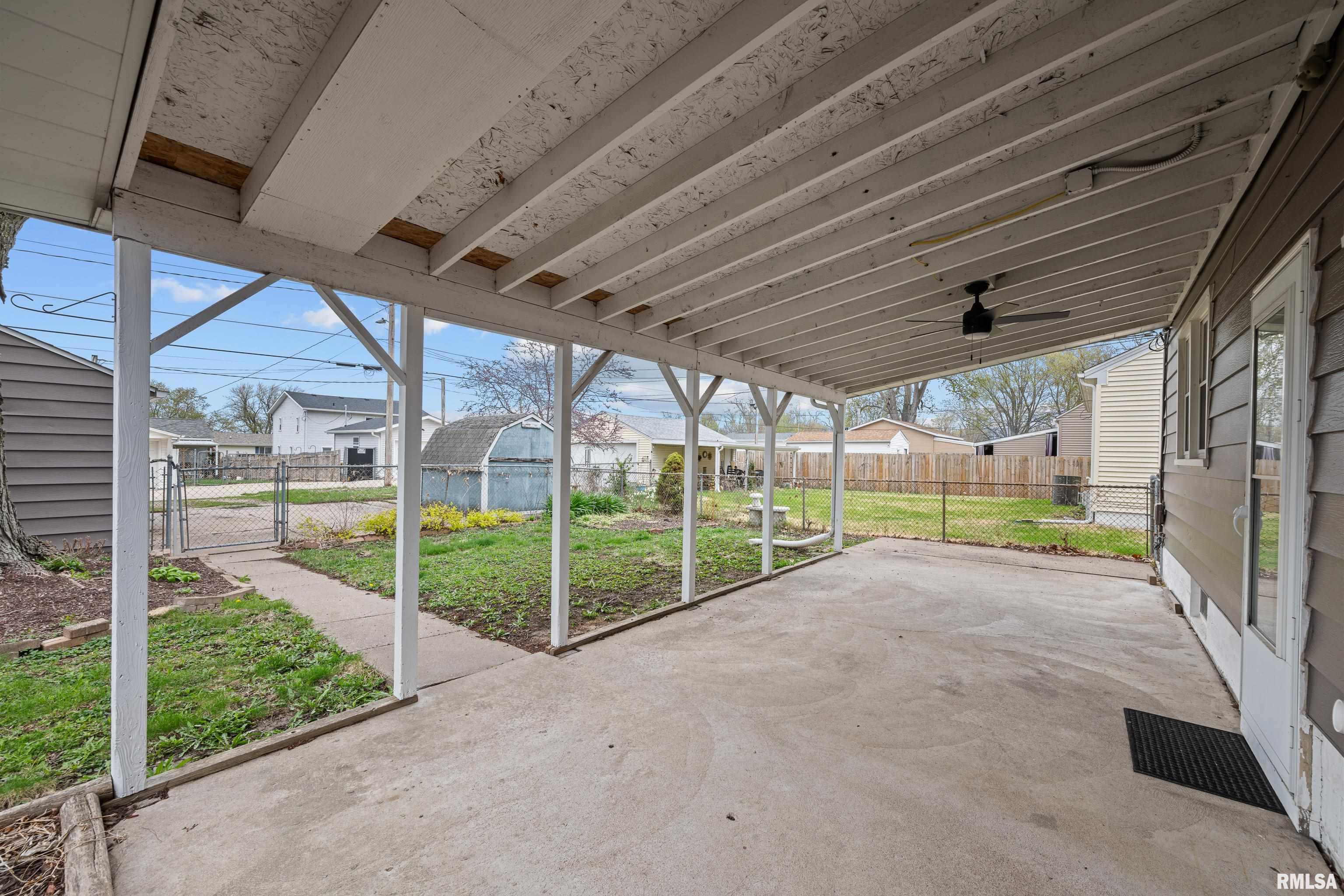 2924 Oak Street, Bettendorf, Iowa image 23
