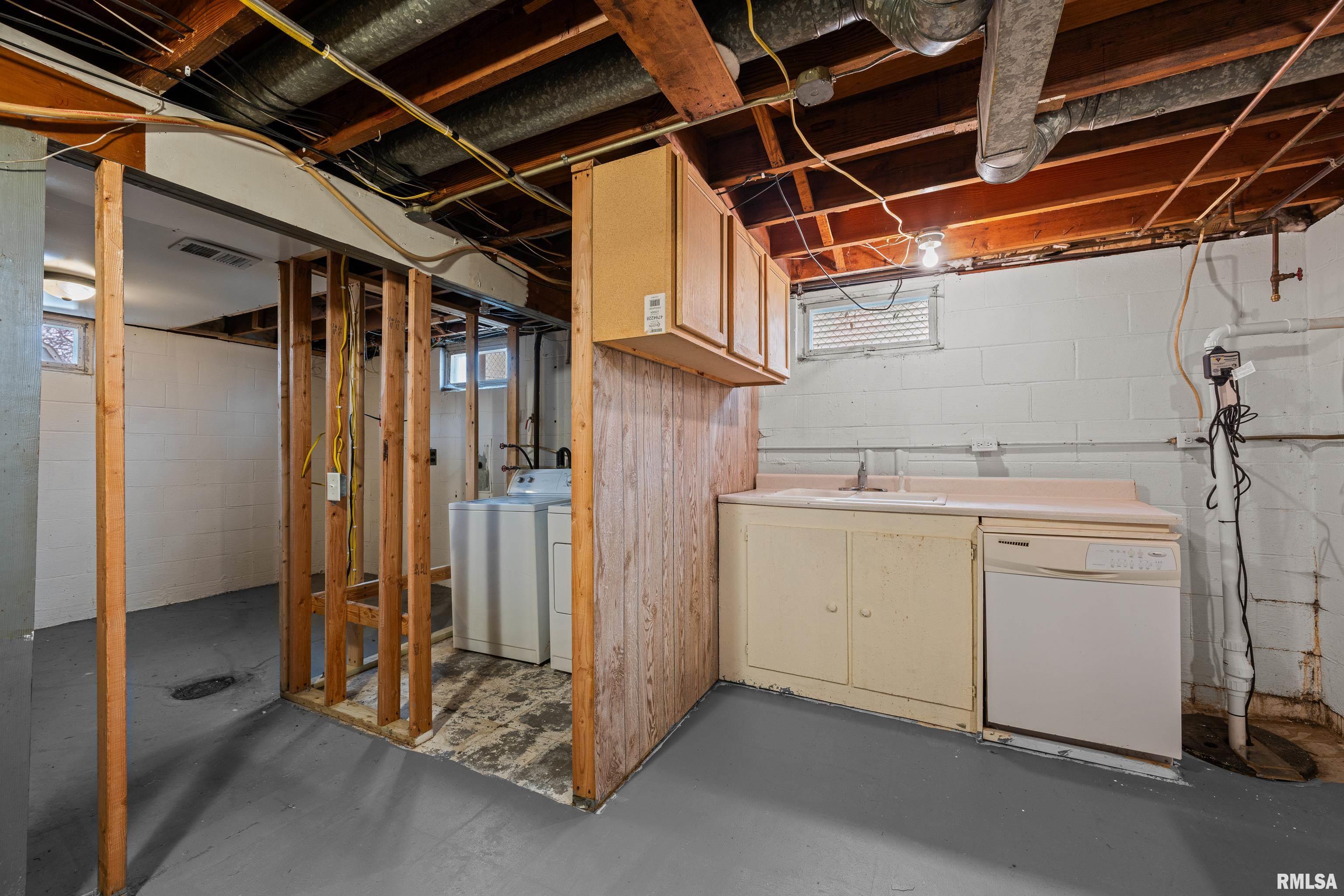 2924 Oak Street, Bettendorf, Iowa image 21