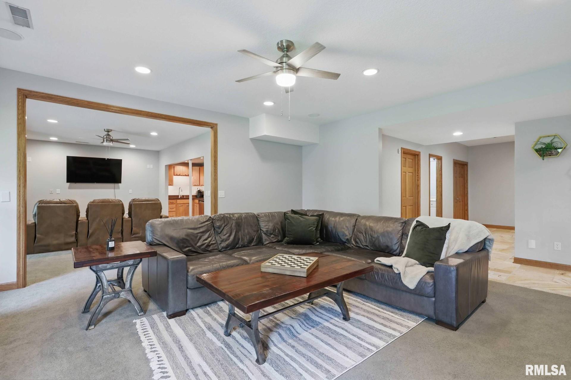 6531 Eagle Ridge Road, Bettendorf, Iowa image 22