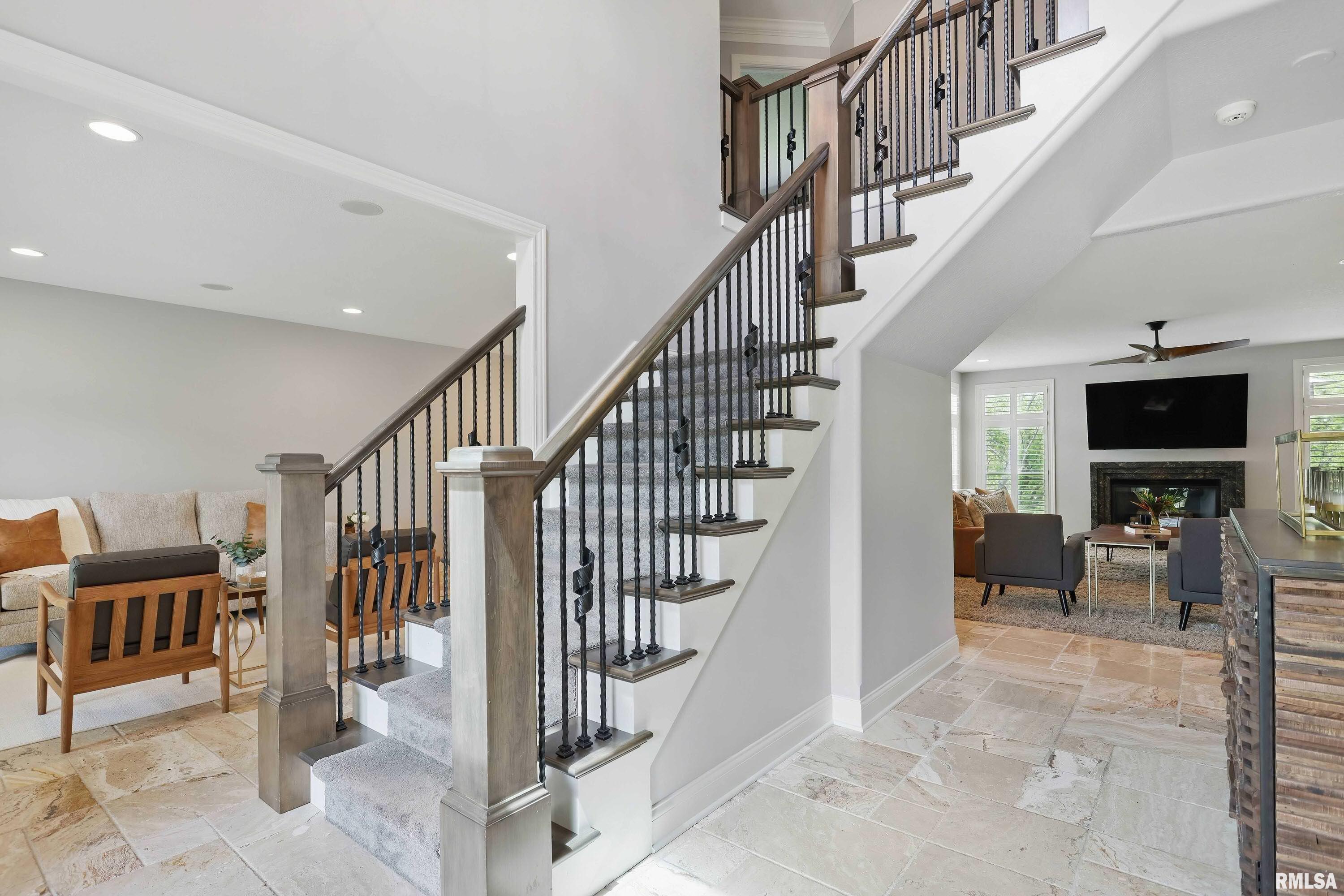 6531 Eagle Ridge Road, Bettendorf, Iowa image 4