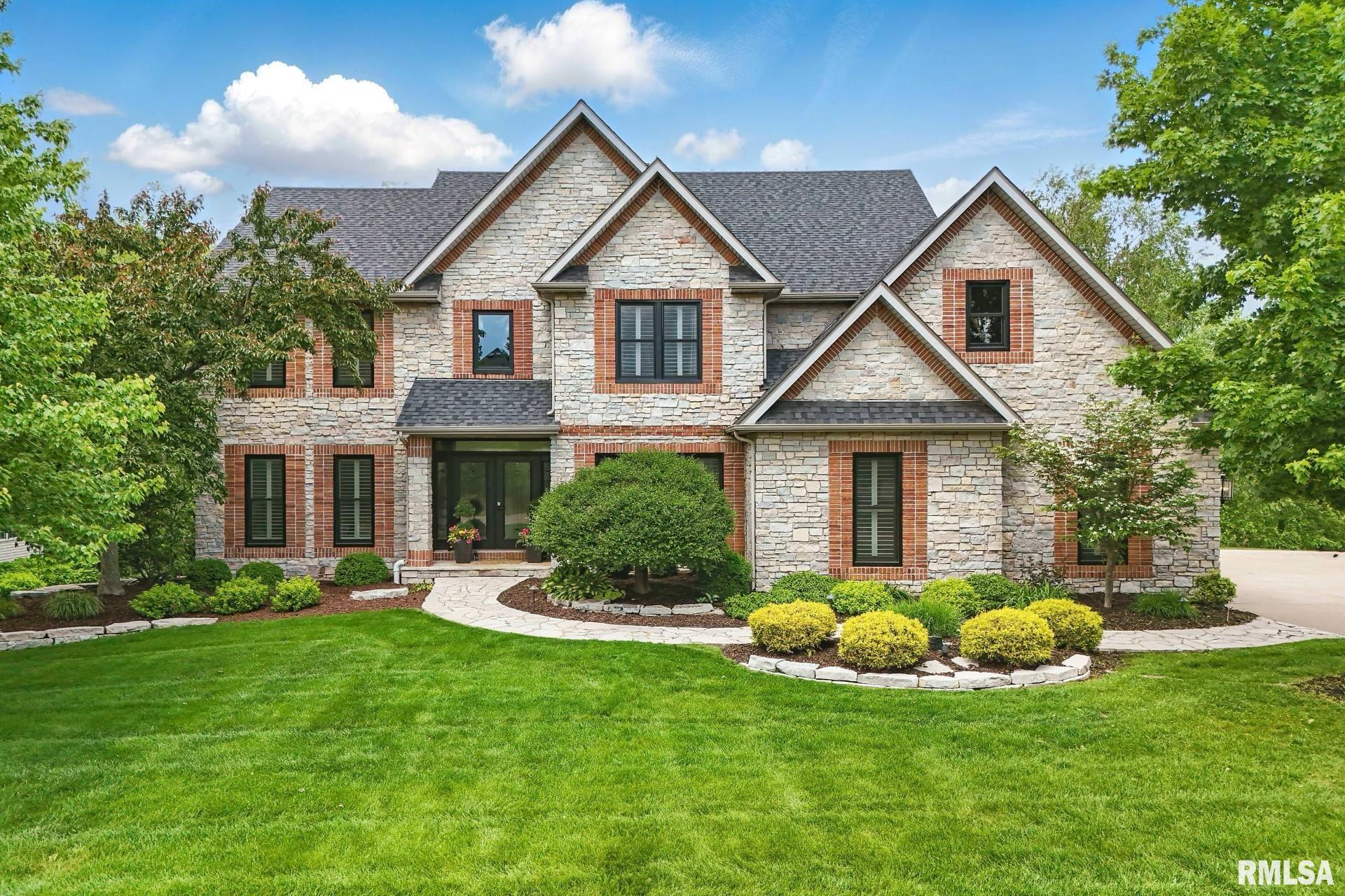 6531 Eagle Ridge Road, Bettendorf, Iowa image 1