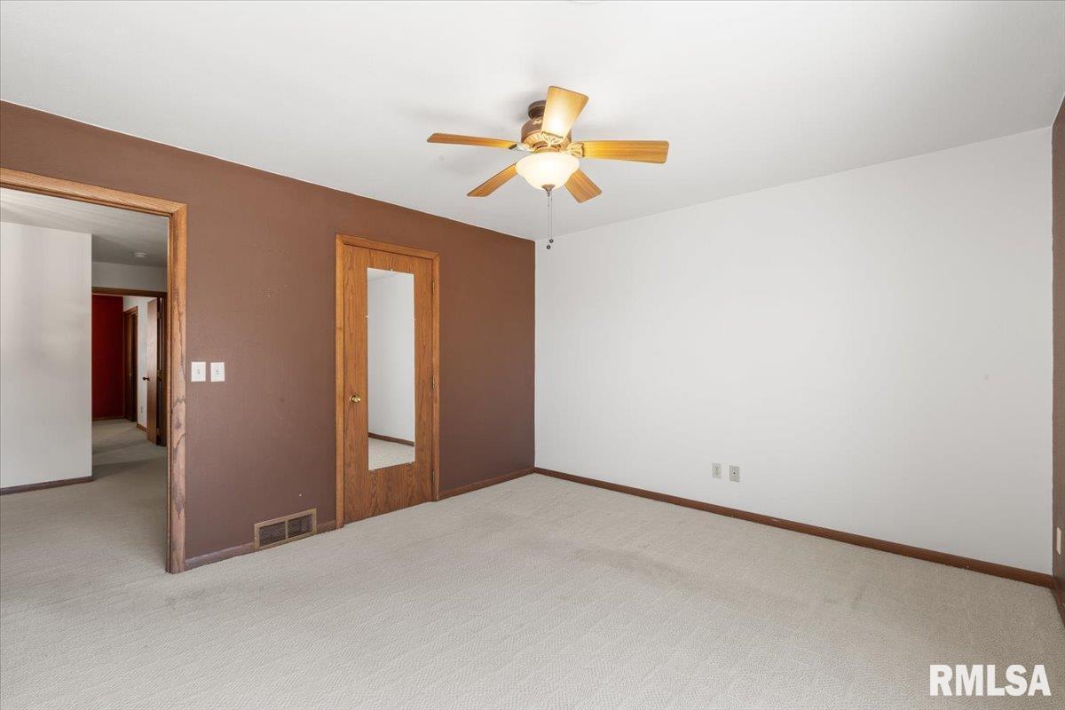 930 17th Street #24, Moline, Illinois image 29