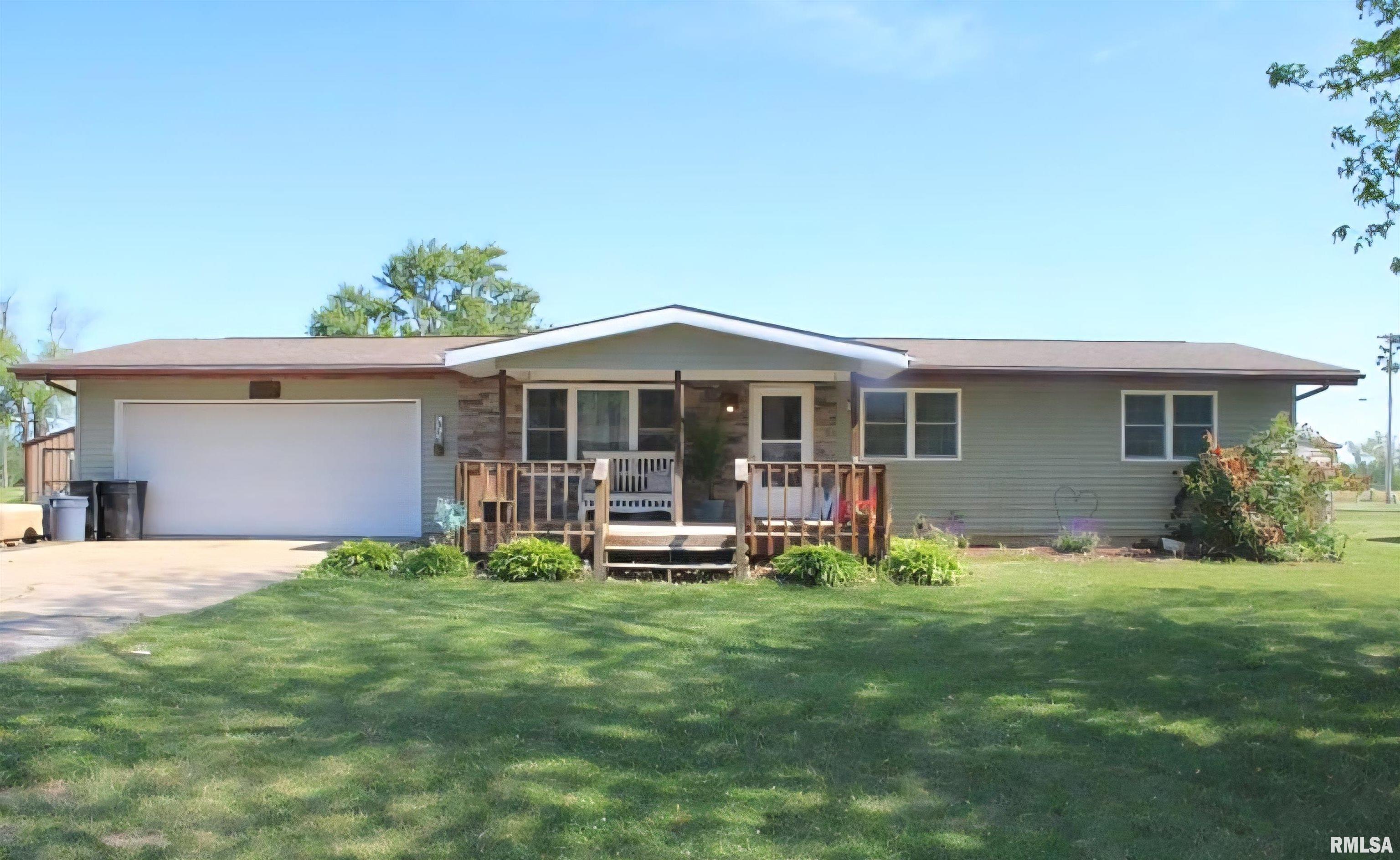 16338 E Red Maple Lane, Lewistown, Illinois image 1