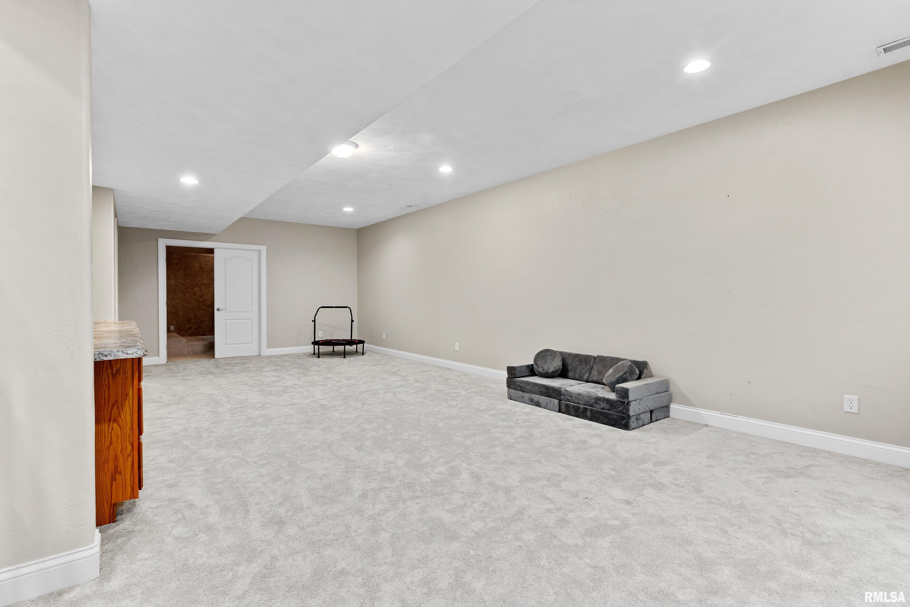 5825 W Ivybridge Place, Peoria, Illinois image 45