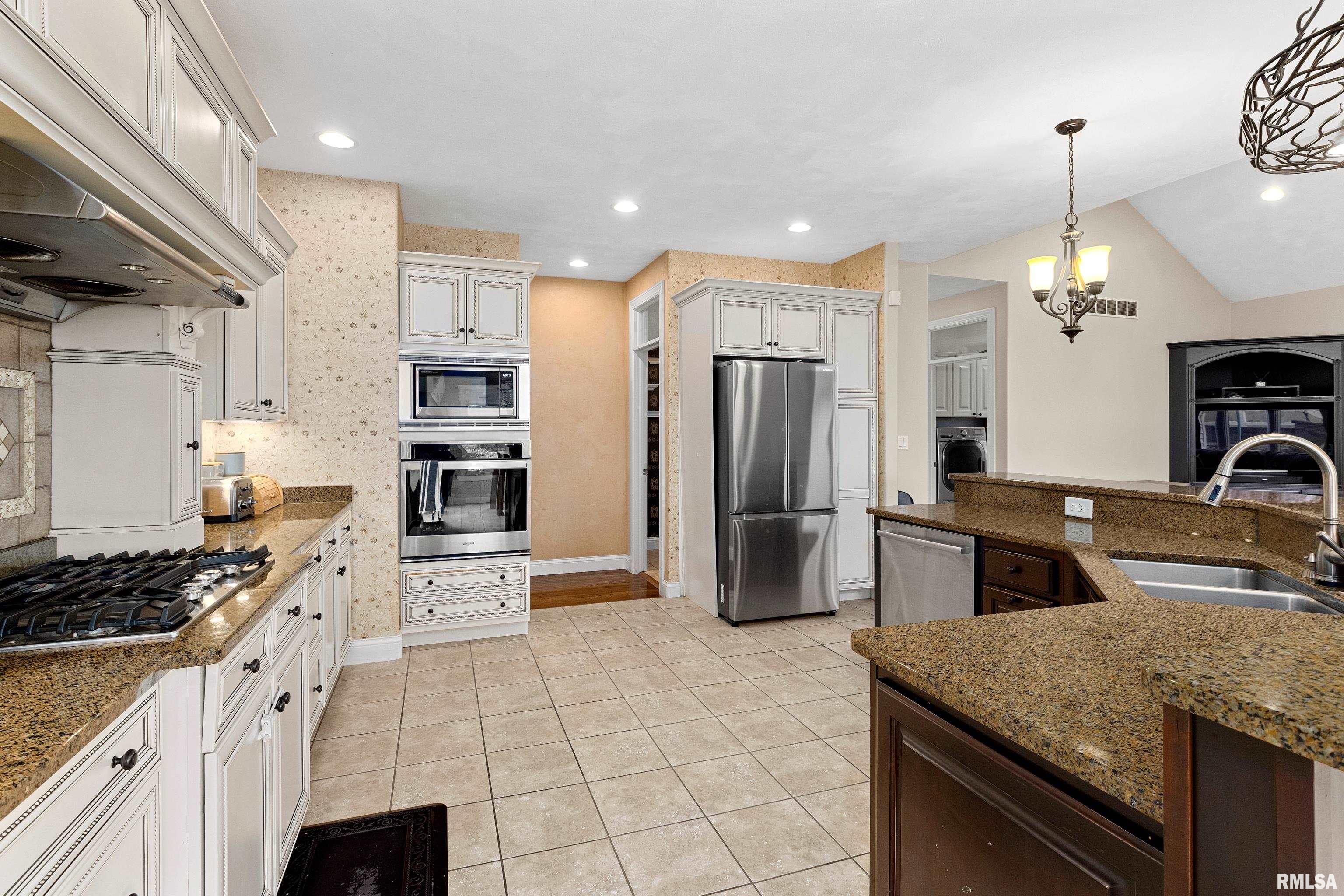 5825 W Ivybridge Place, Peoria, Illinois image 11