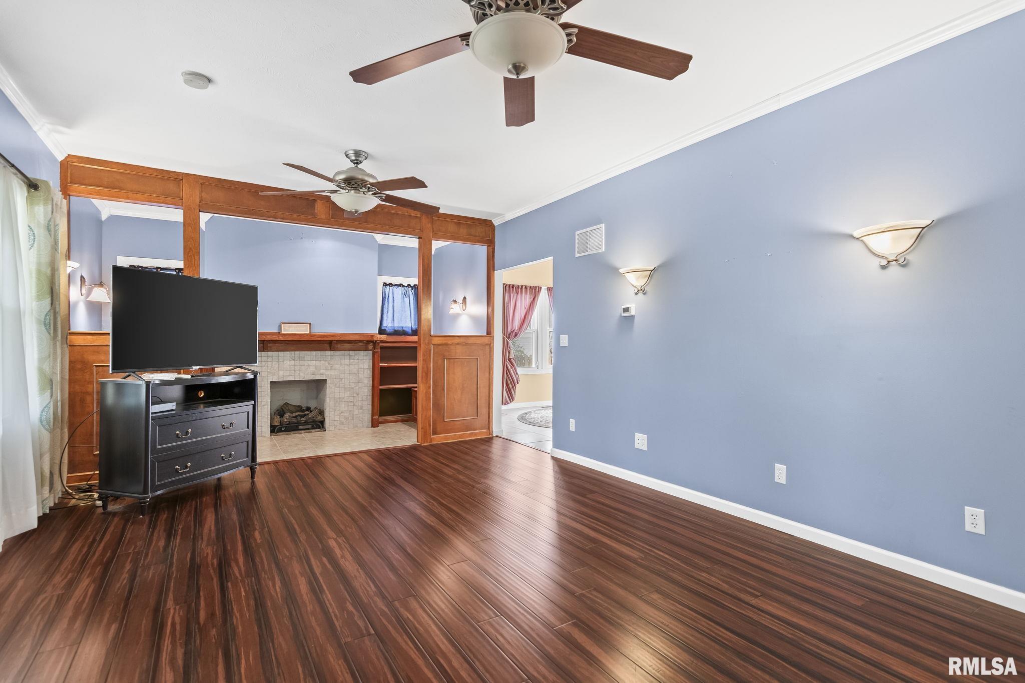 613 Black Avenue, Springfield, Illinois image 7