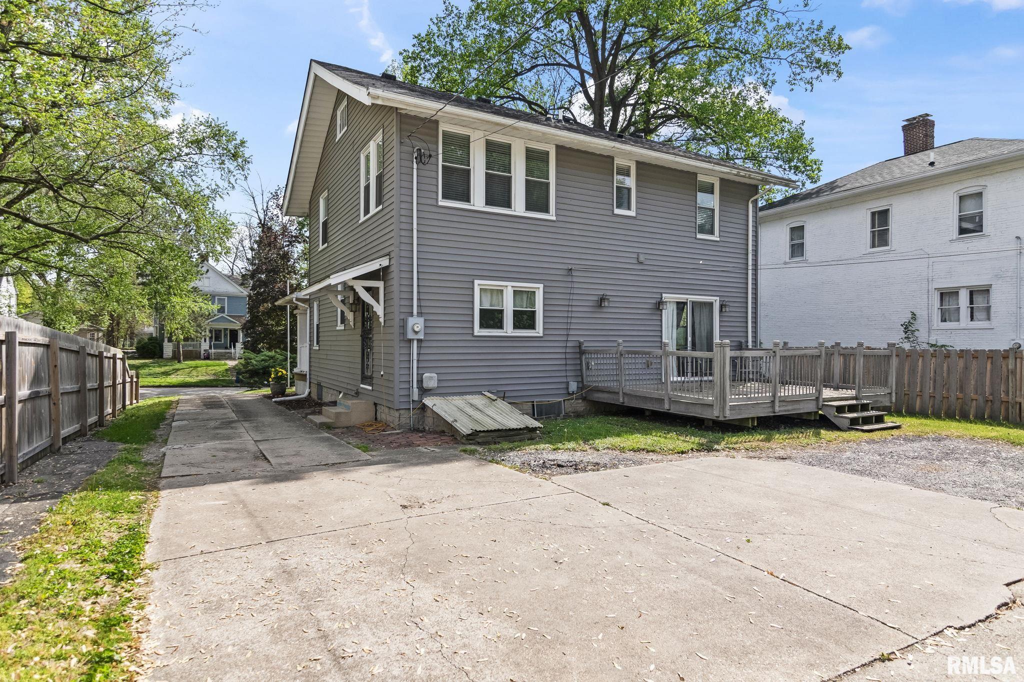 613 Black Avenue, Springfield, Illinois image 37