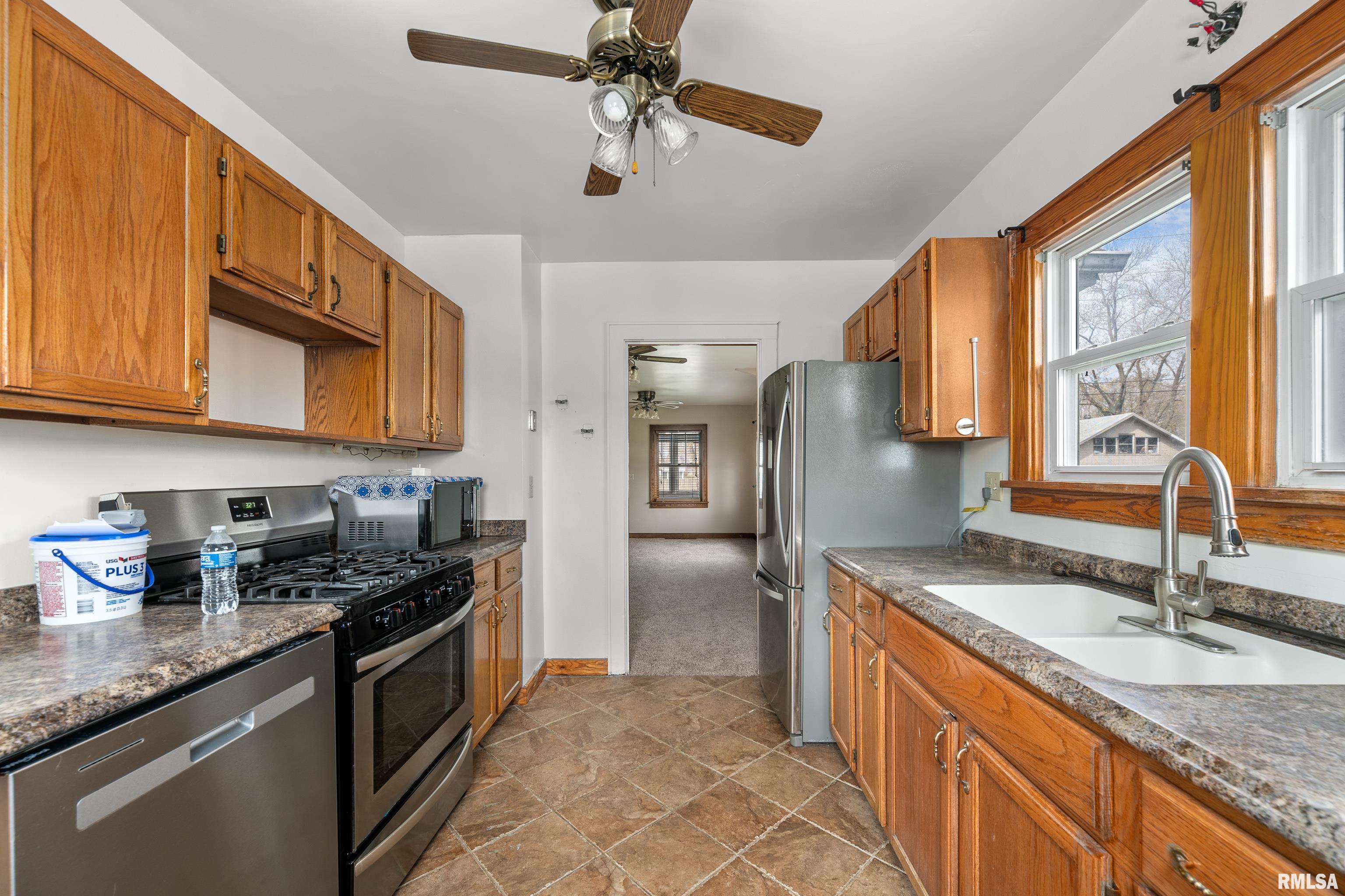 18514 1st Avenue, Barstow, Illinois image 14